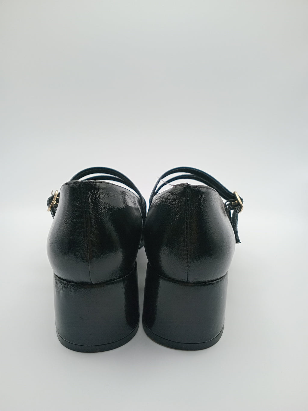 SALTO MARY JANE DANIELA VEGA PRETO FIVELA DUPLA BICO QUADRADO COURO