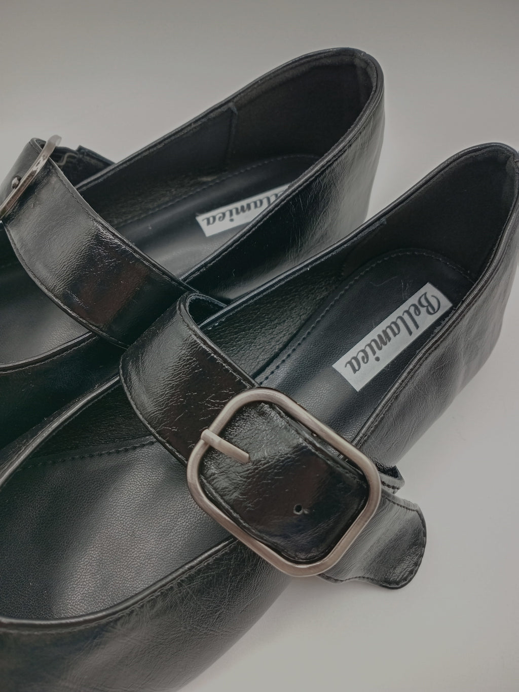 SABRINA MARY JANE BELLAMICA PRETO ECO PELE BICUDO