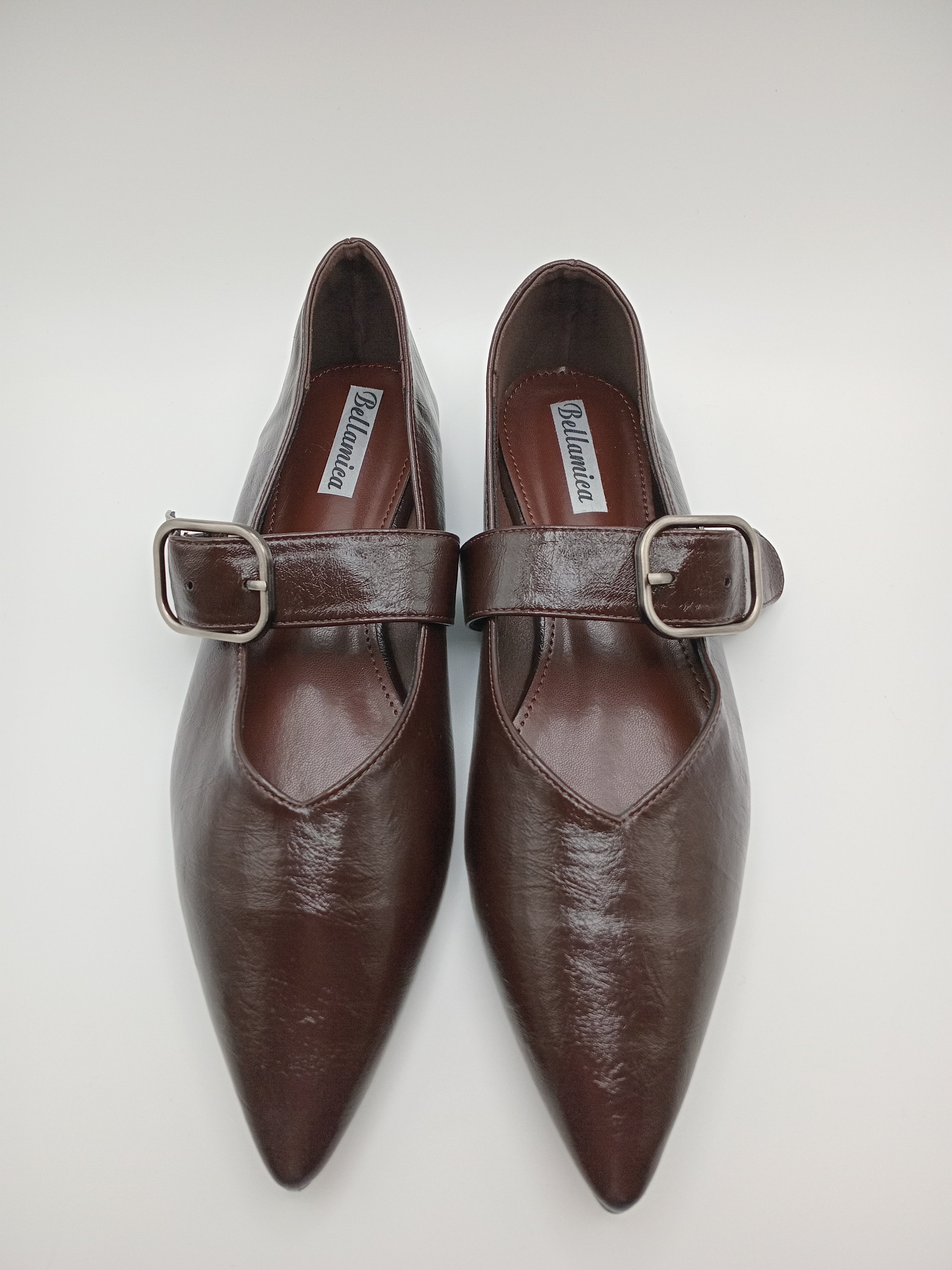 SABRINA MARY JANE BELLAMICA CASTANHO ESCURO ECO PELE BICUDO