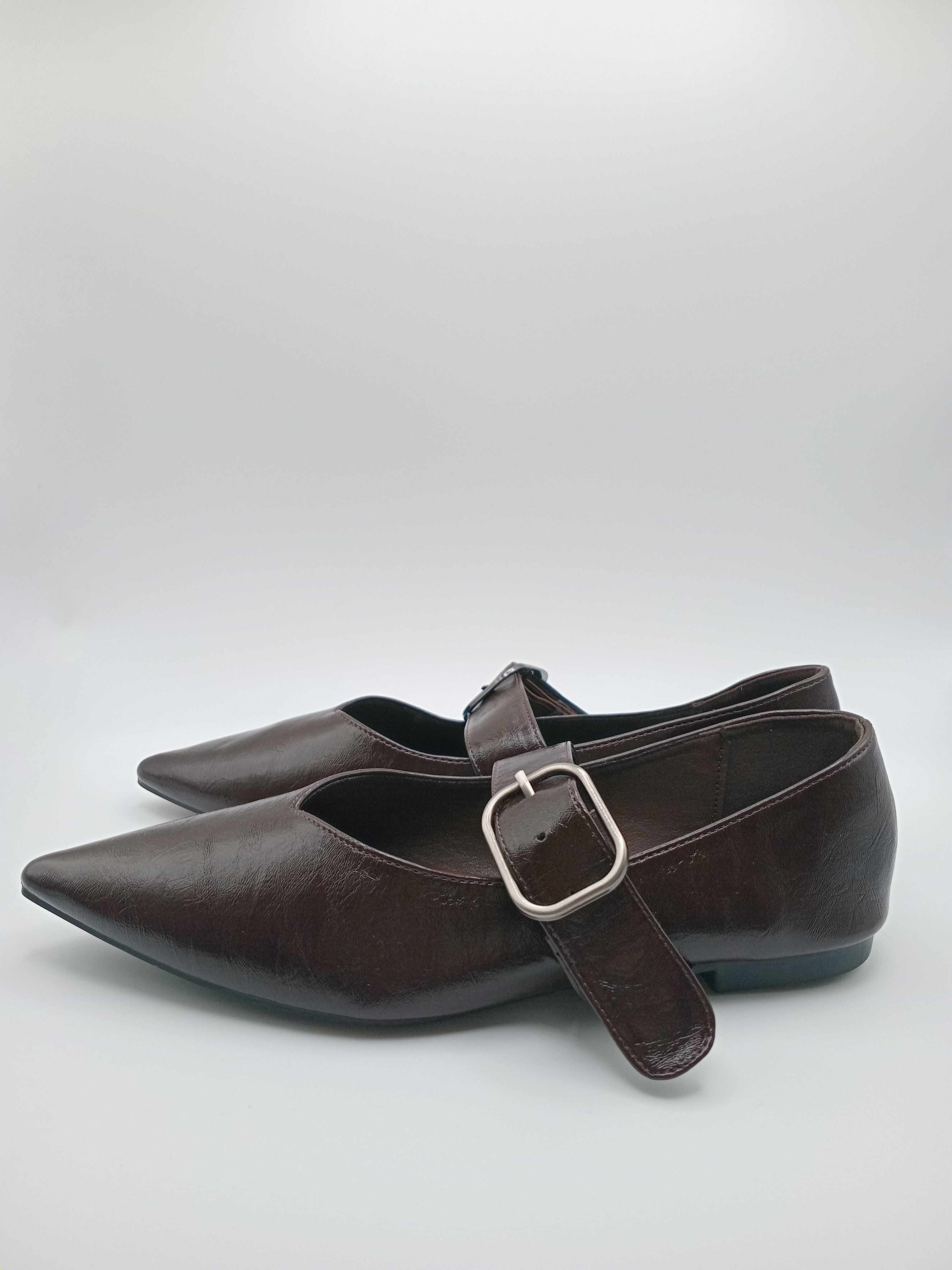 SABRINA MARY JANE BELLAMICA CASTANHO ESCURO ECO PELE BICUDO