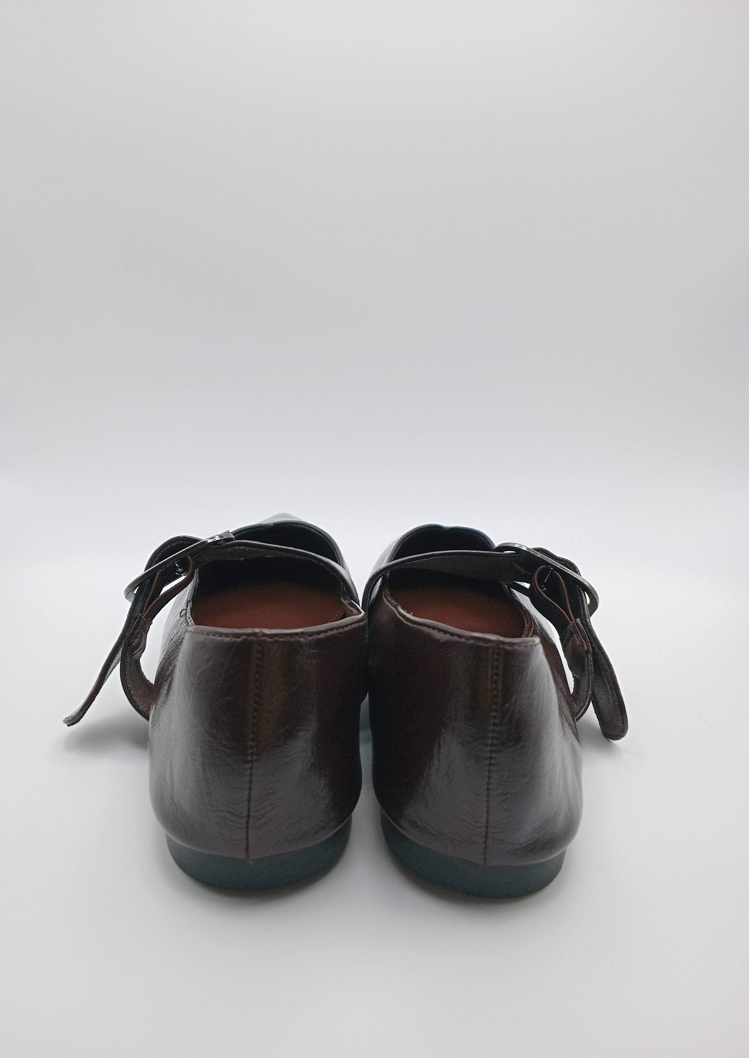 SABRINA MARY JANE BELLAMICA CASTANHO ESCURO ECO PELE BICUDO