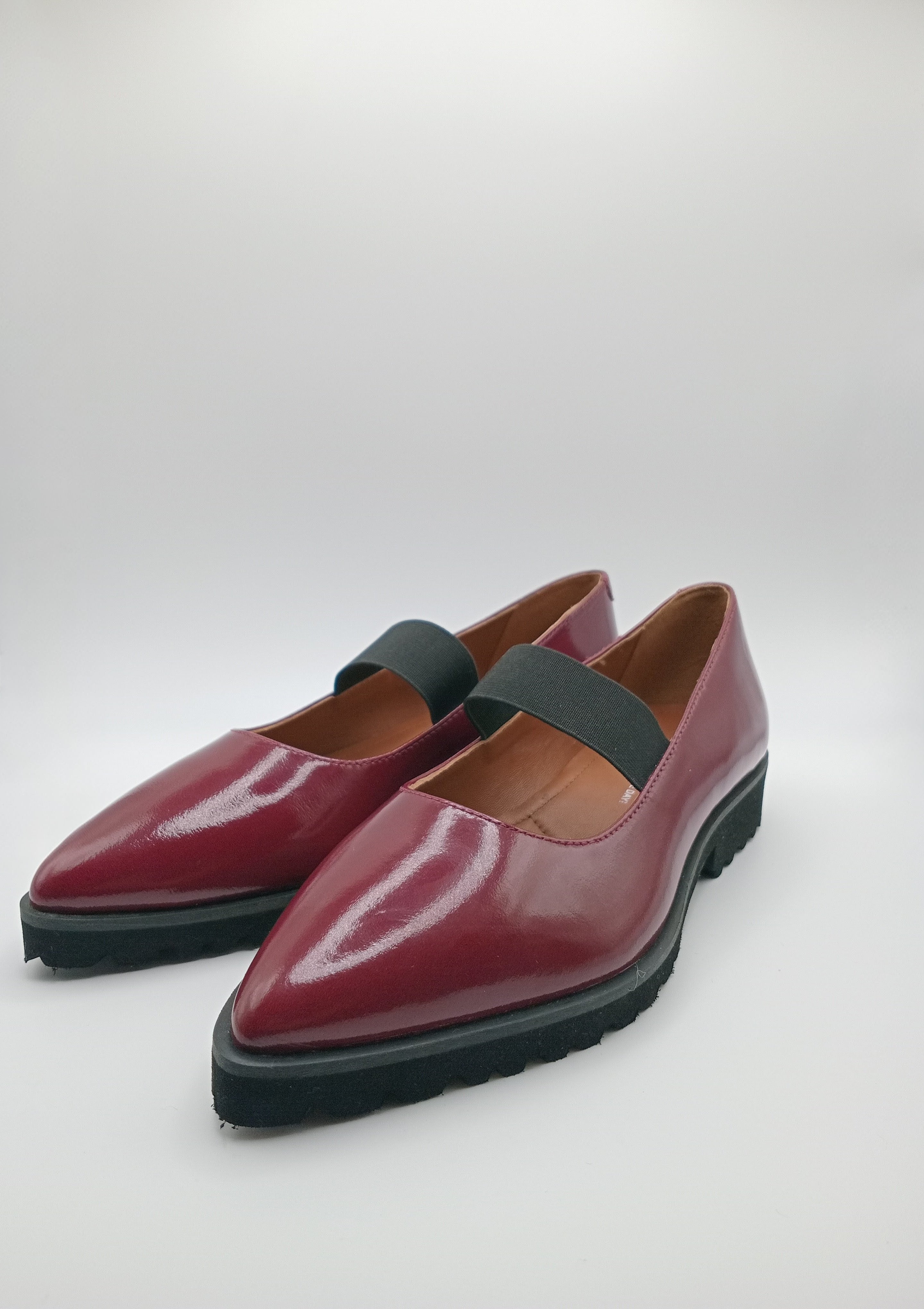 SABRINA MARY JANE GIOSEPPO BORDO COURO BICUDO