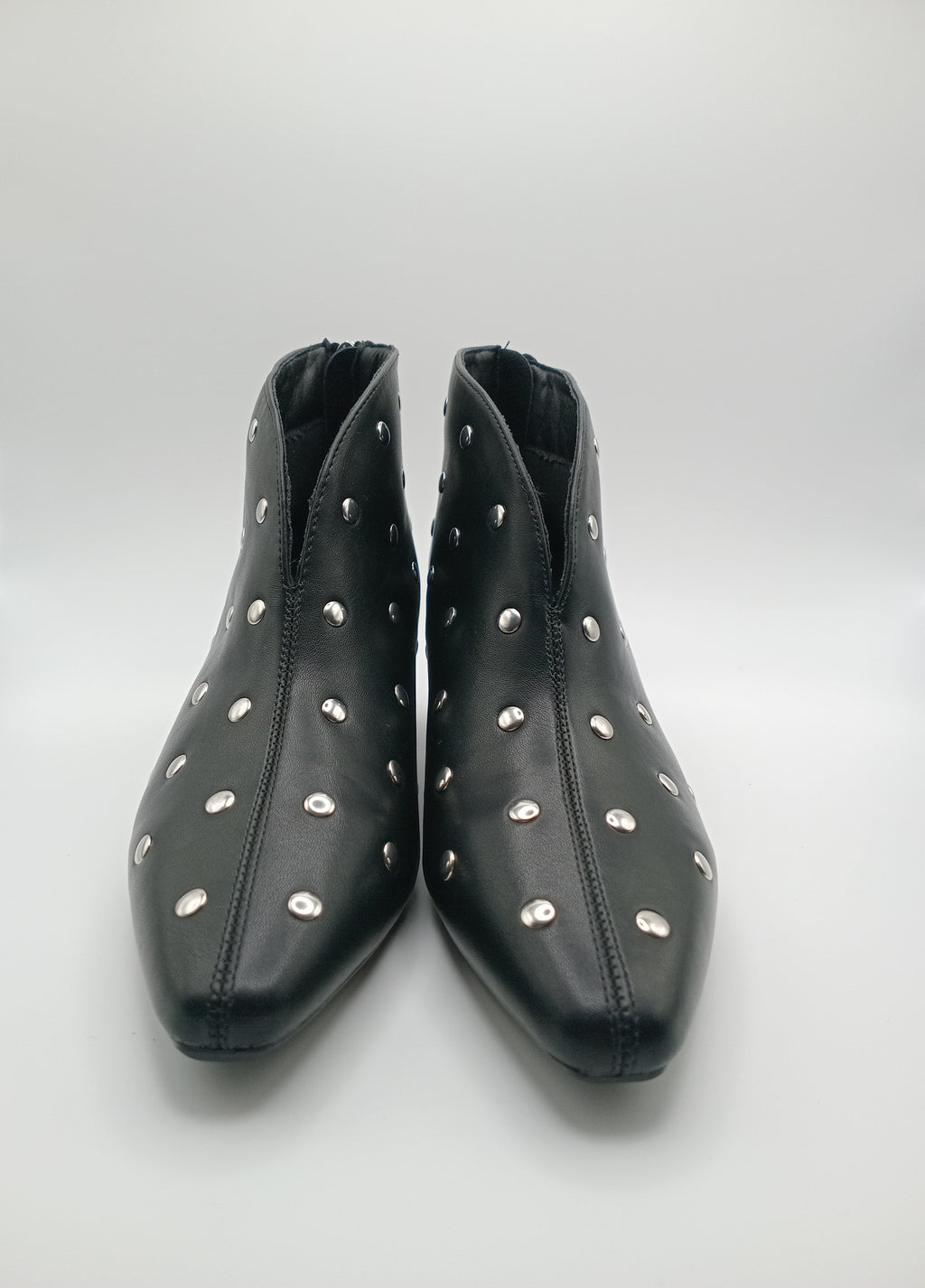 BOTA SALTO BUONAROTTI PRETO ECO PELE ZIPER TAXAS FENDA BICO QUADRADO