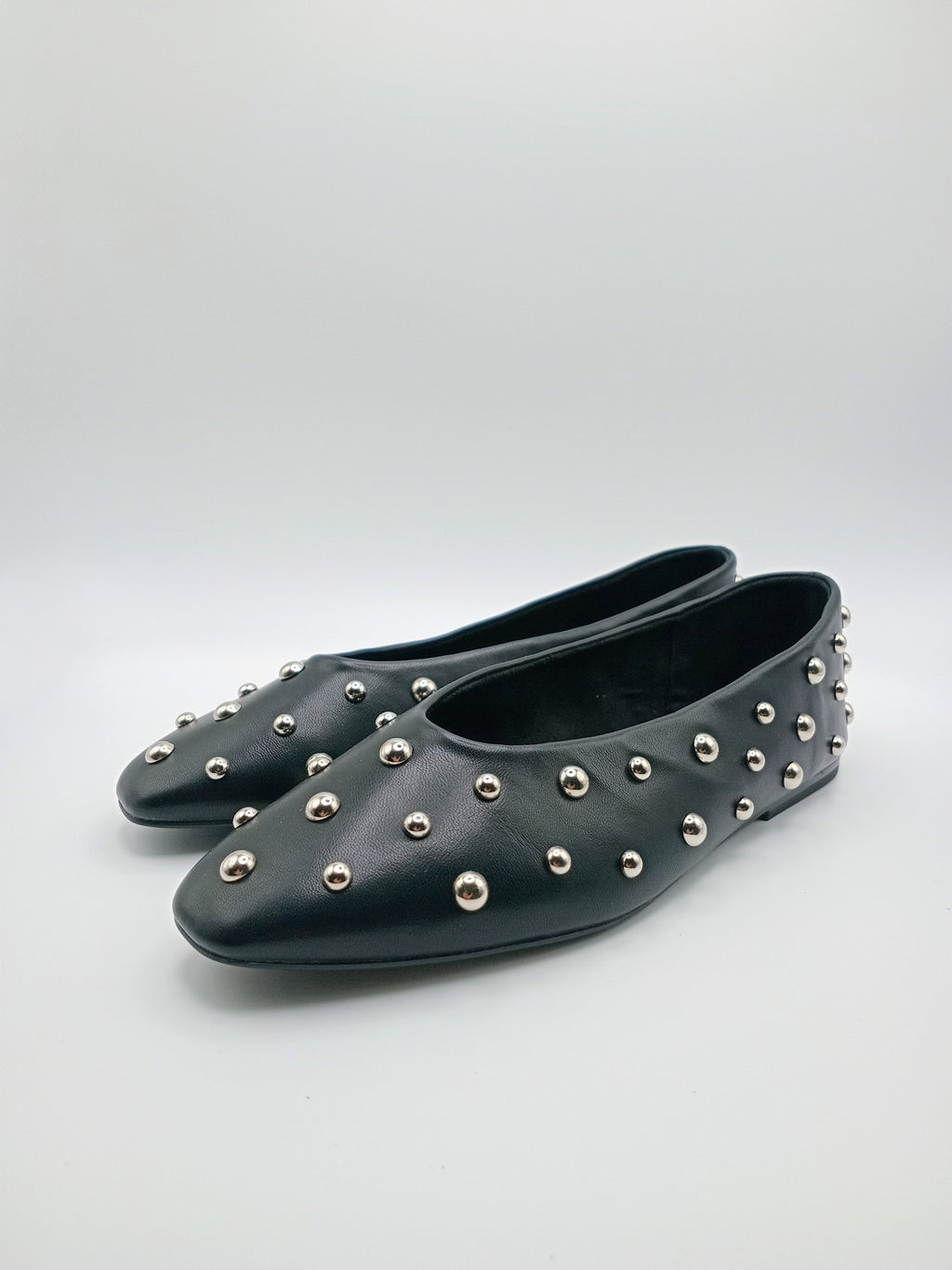 SABRINA CORINA PRETO ECO PELE TAXAS BILAS BICO QUADRADO