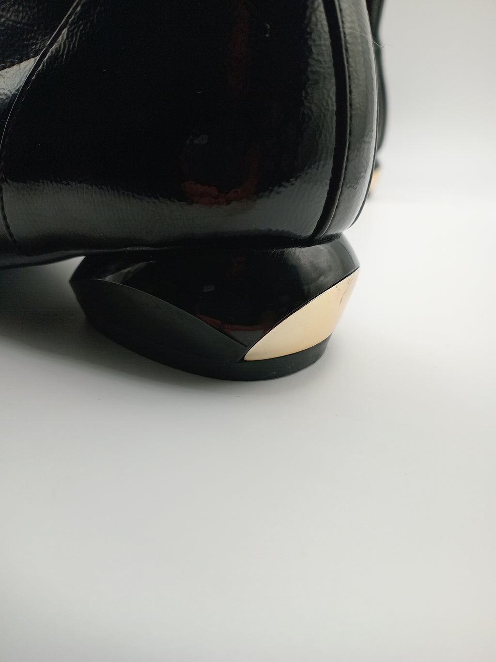 BOTA TEXANA ROCKAWAY PRETO ECO PELE TIRA CORRENTE DOURADO ZIPER BOTIM