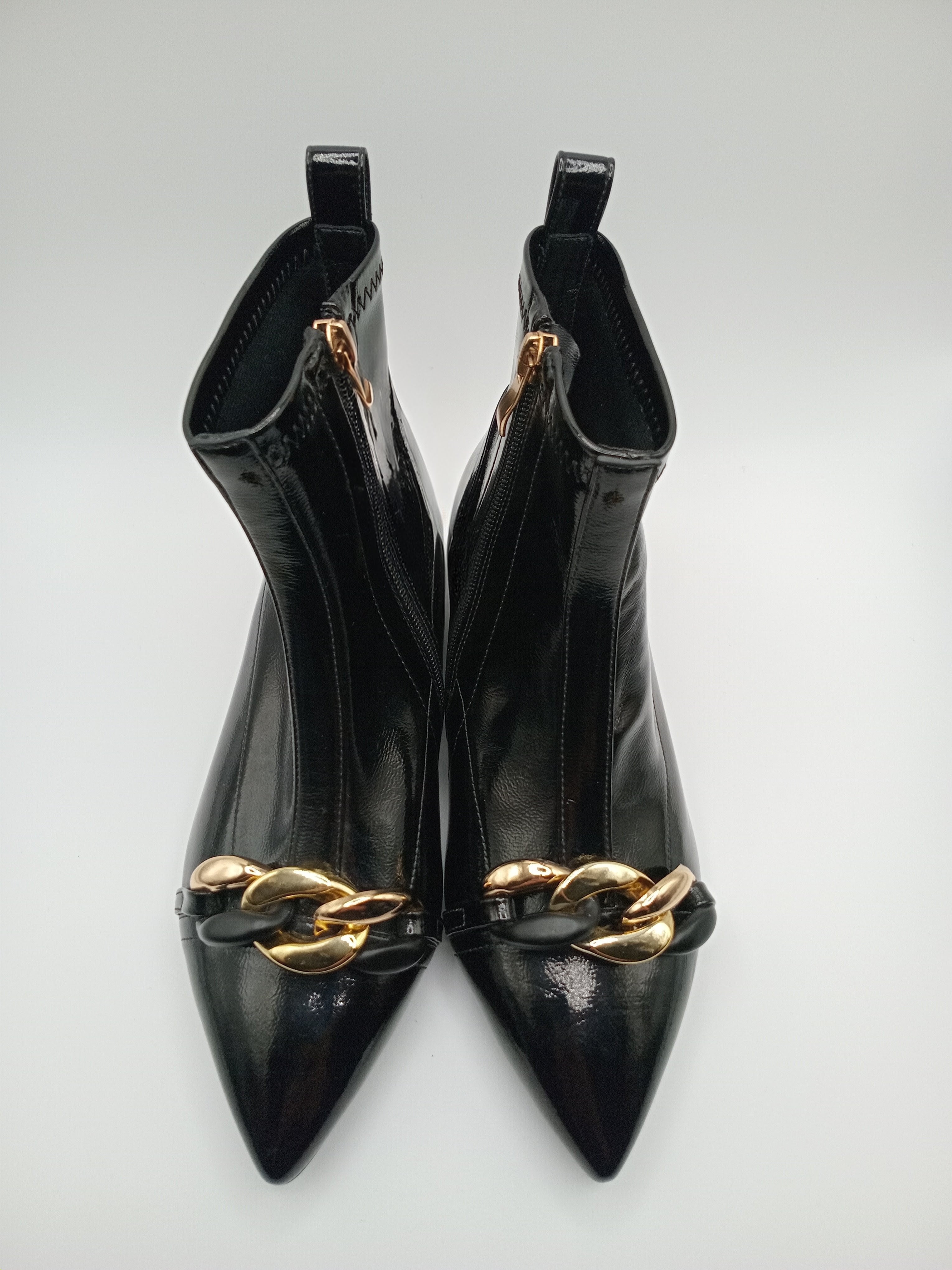 BOTA TEXANA ROCKAWAY PRETO ECO PELE TIRA CORRENTE DOURADO ZIPER BOTIM