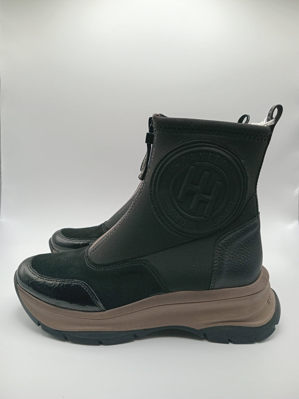 BOTA TÊNIS HISPANITAS PRETO ZIPER FRENTE LOGO ALTO RELEVO 3D