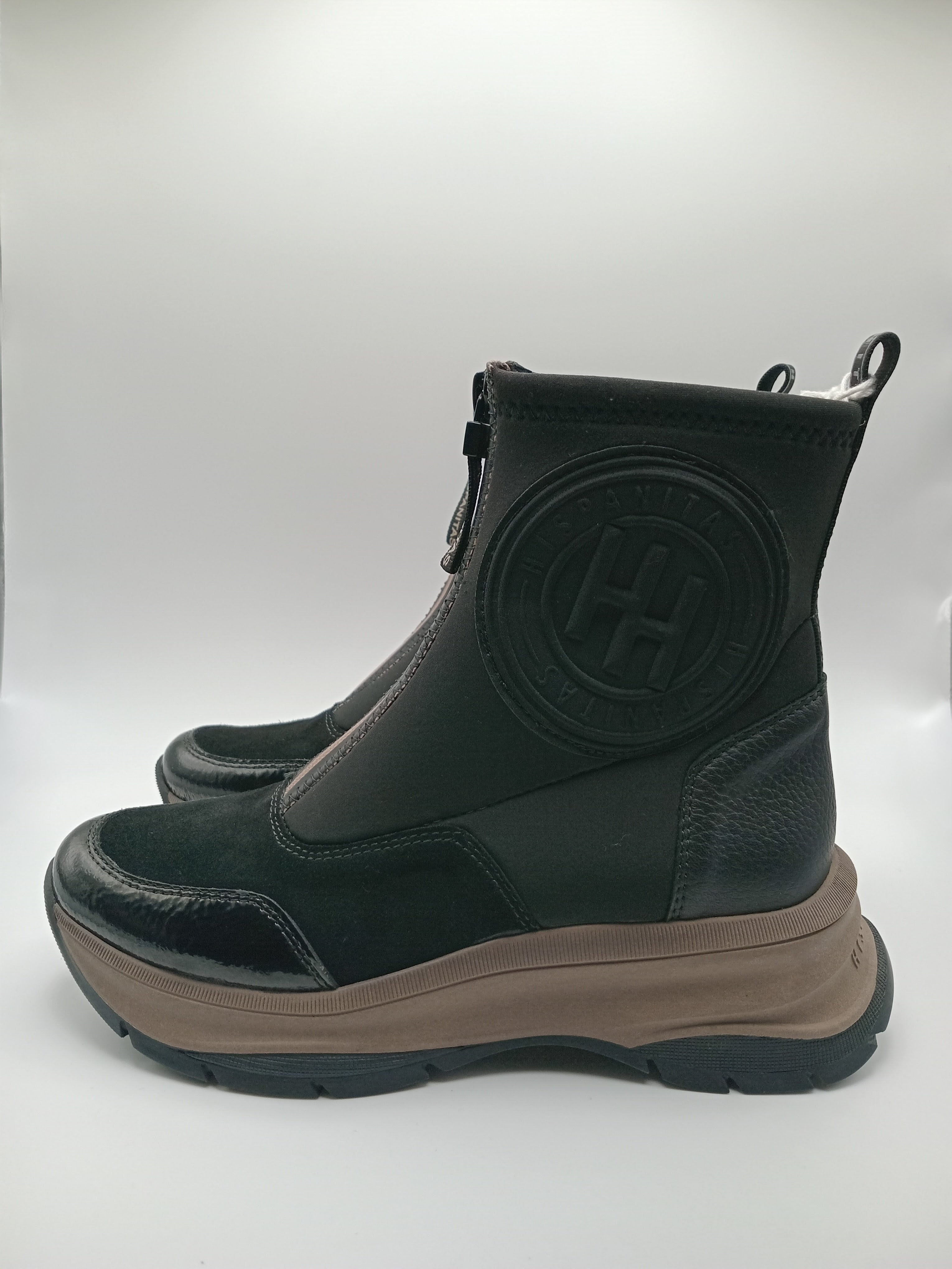 BOTA TÊNIS HISPANITAS PRETO ZIPER FRENTE LOGO ALTO RELEVO 3D
