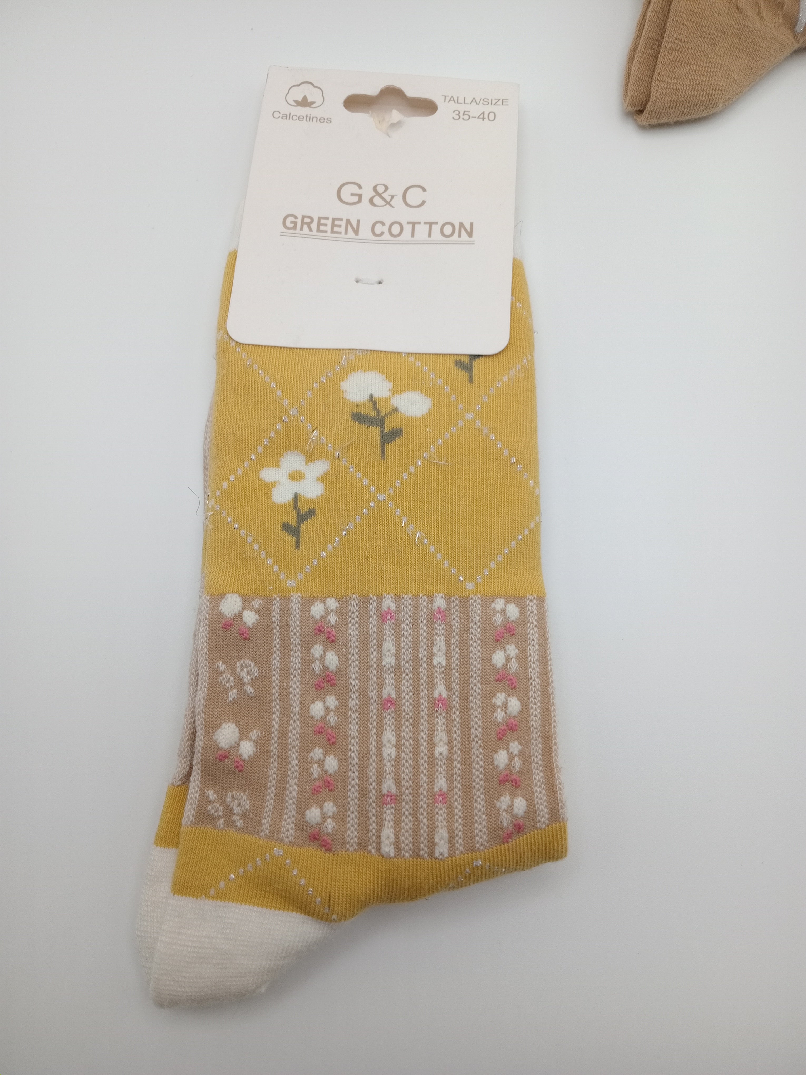 MEIA KIT 3 PARES G&C GREEN COTTON FLORES BRANCA ROSAS CASTANHO TEXTURA MOSTARDA FLOR