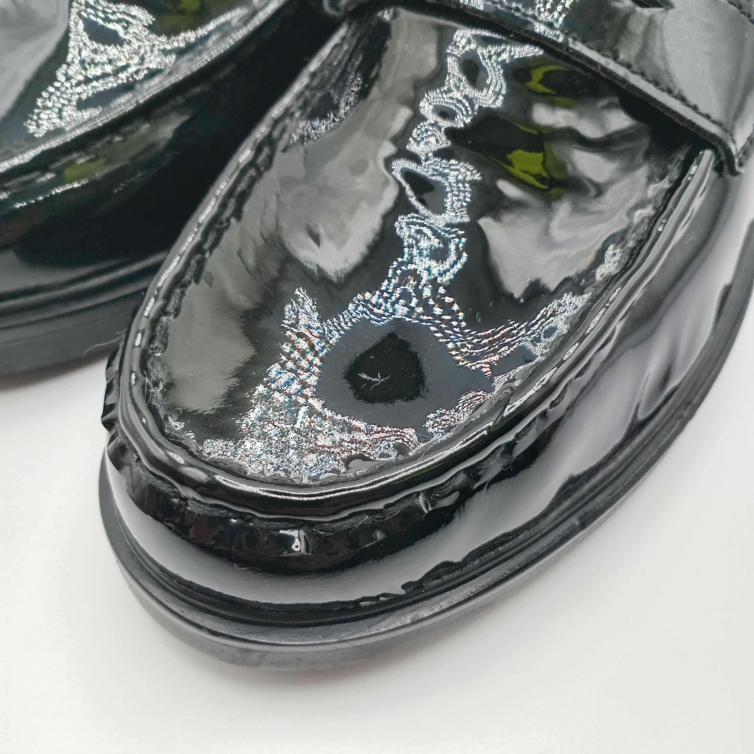 MOCASSIM SALTO GIOSEPPO PRETO COURO VERNIZ LISO