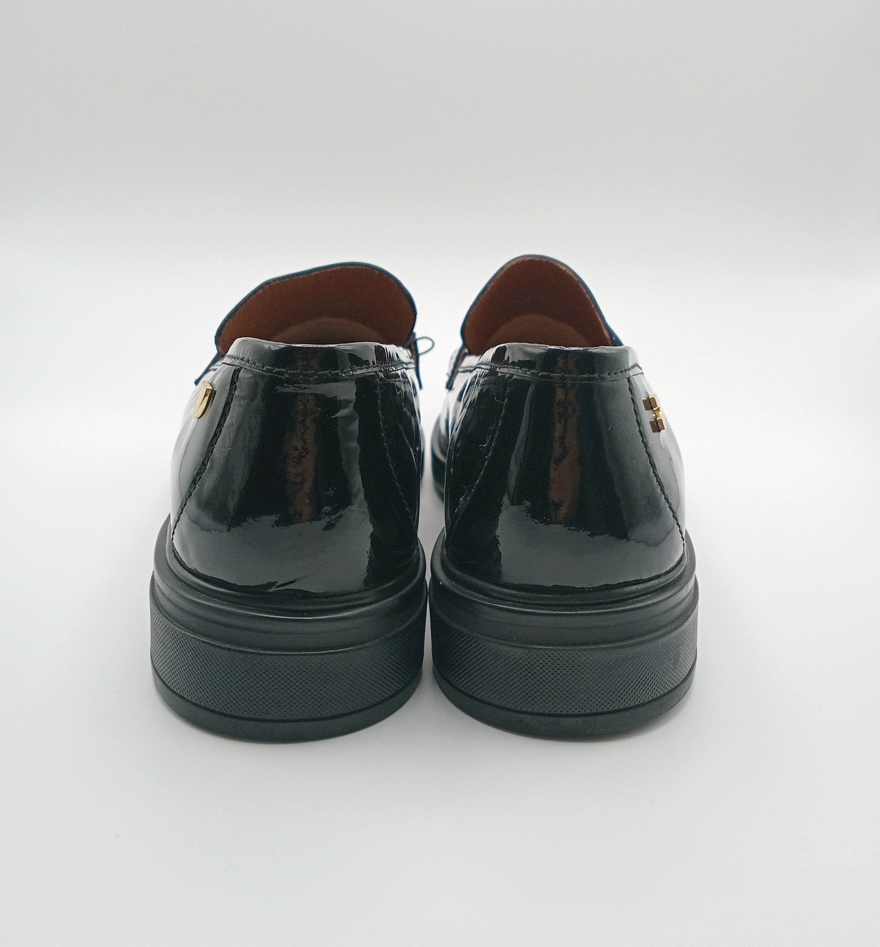 MOCASSIM SALTO GIOSEPPO PRETO COURO VERNIZ LISO