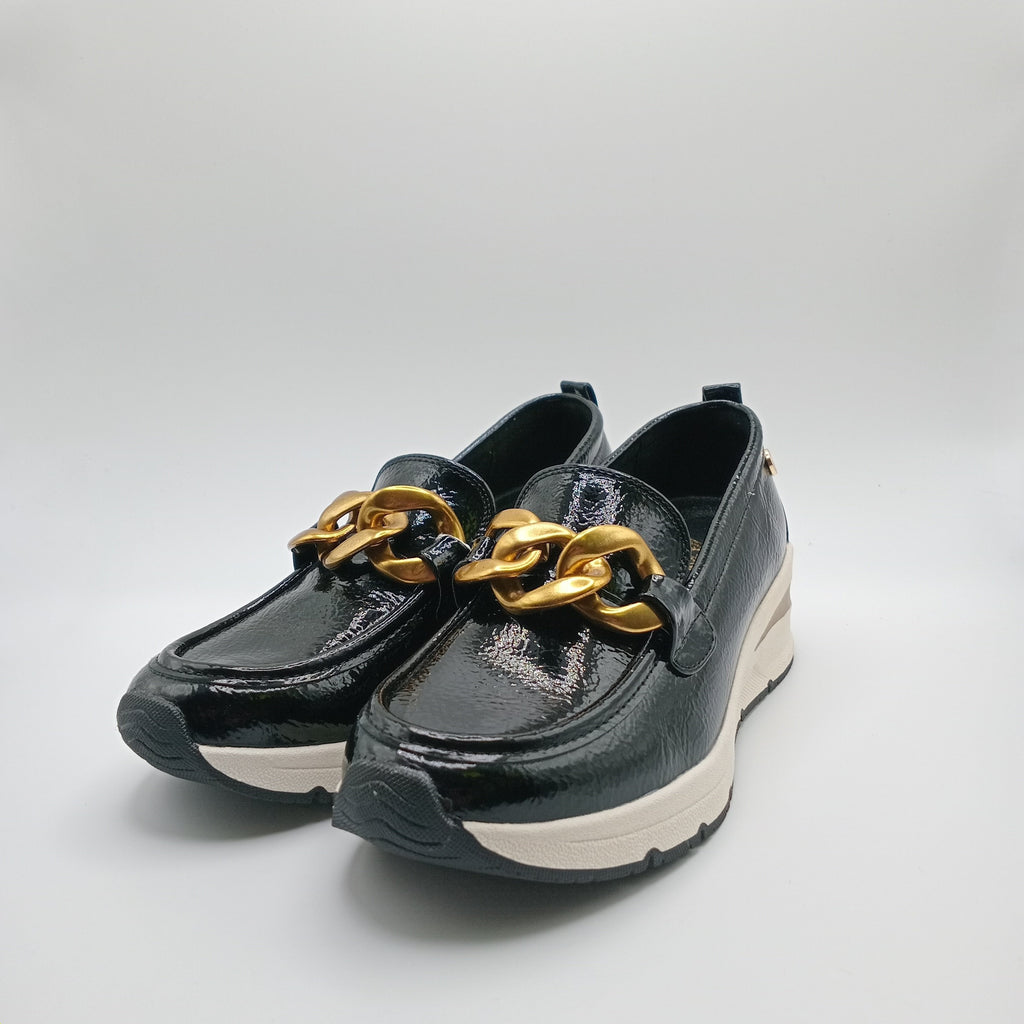 MOCASSIM PLATAFORMA XTI PRETO ECO PELE TIRA CORRENTE BICO REDONDO