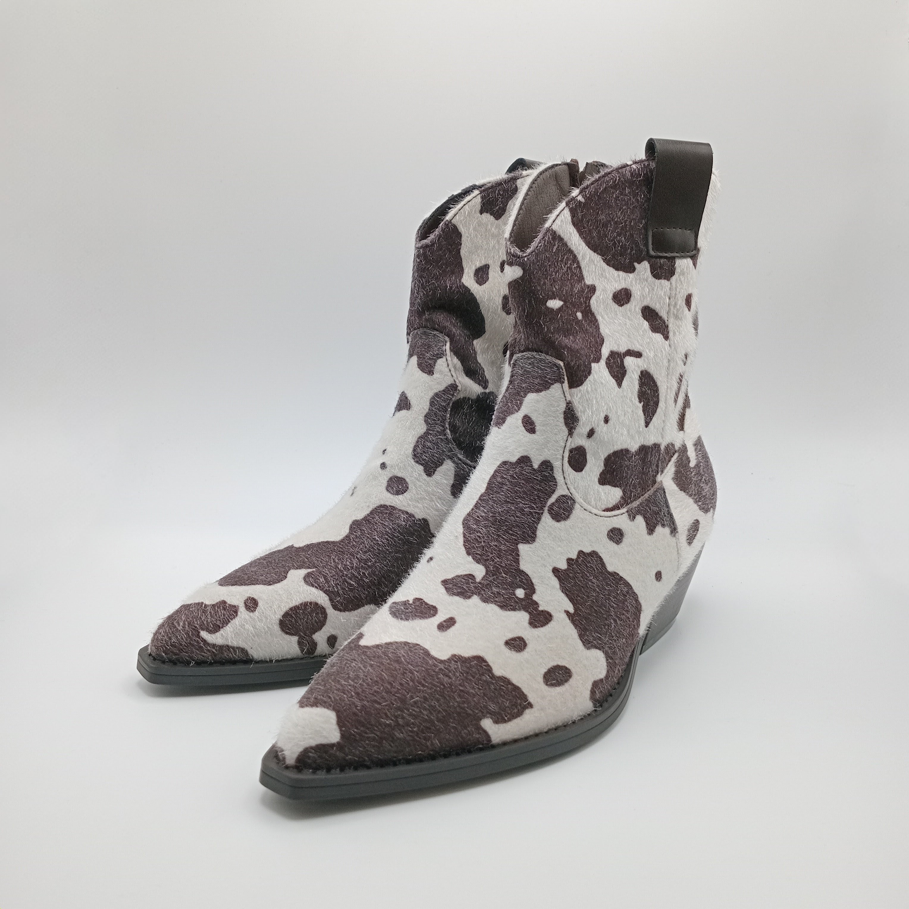 BOTA COWGIRL FINDLAY PARIS VACA COW BICUDO ANIMAL PRINT