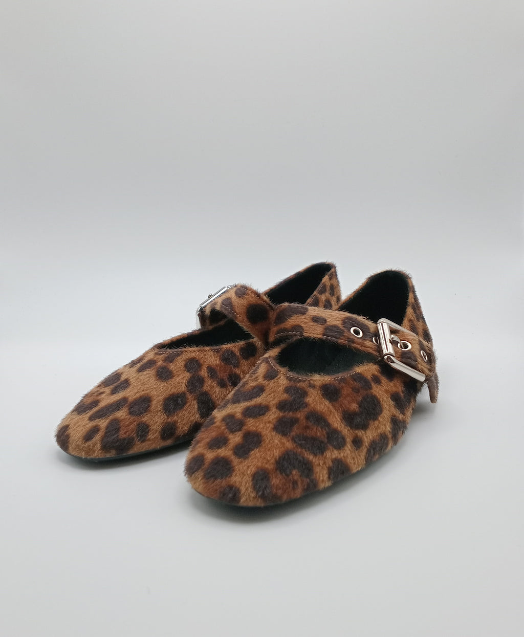 SABRINA MARY JANE CORINA ONÇA CASTANHO FIVELA PRATA ANIMAL PRINT