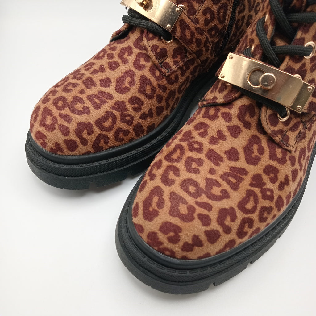 BOTA COTURNO BESTELLE LEOPARDO CAMURÇA FECHO REGULÁVEL ZIPER ANIMAL PRINT