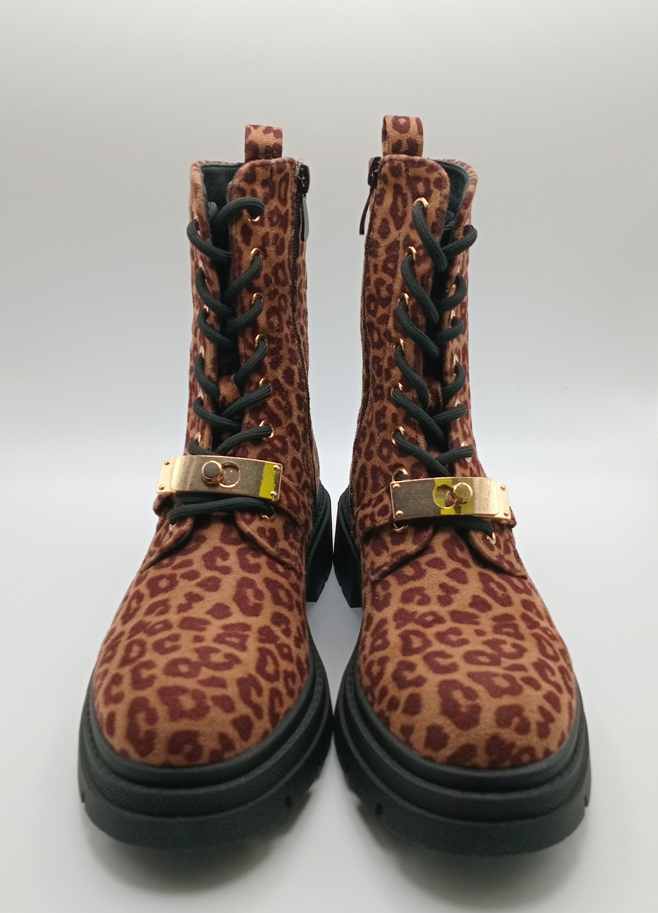 BOTA COTURNO BESTELLE LEOPARDO CAMURÇA FECHO REGULÁVEL ZIPER ANIMAL PRINT