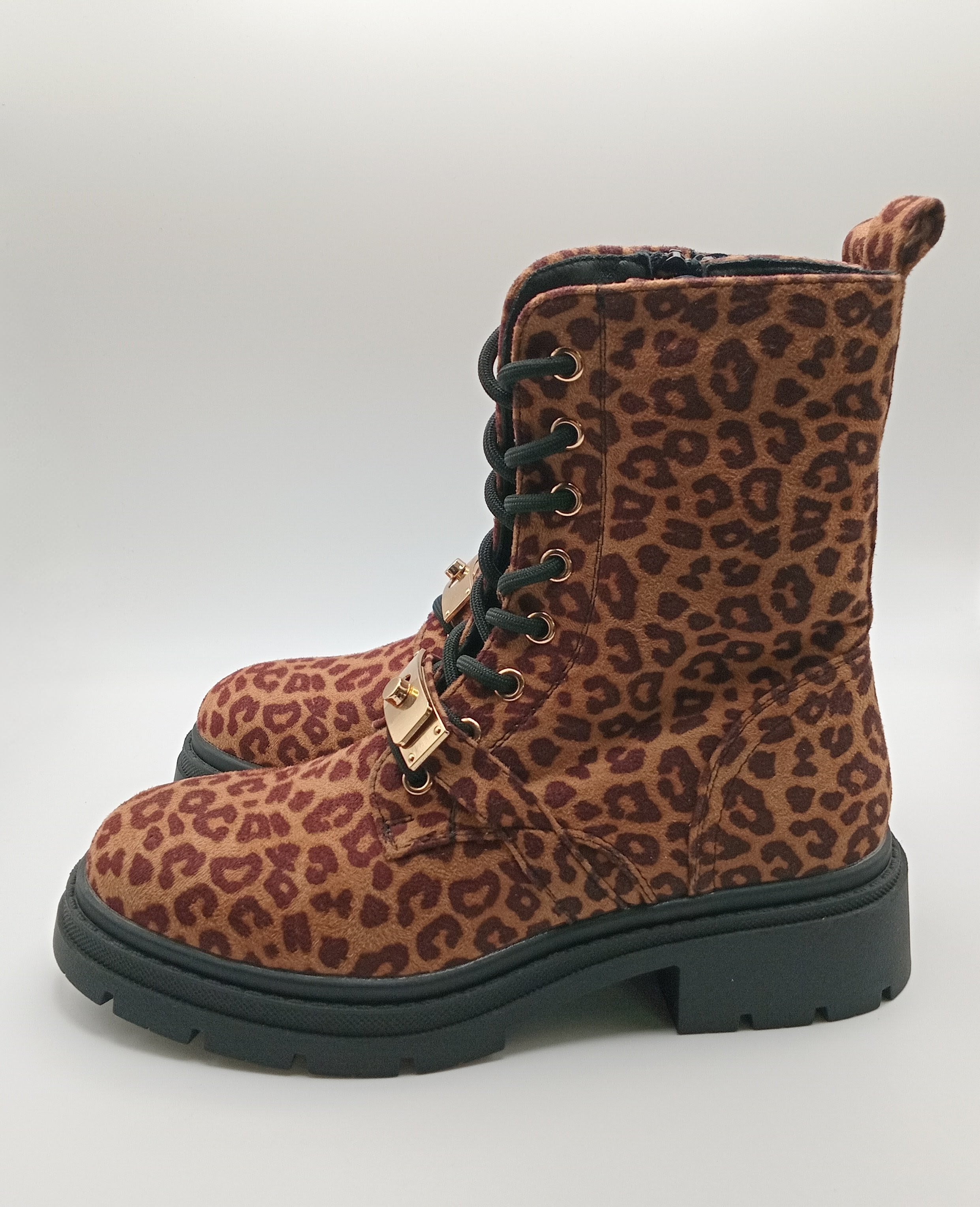 BOTA COTURNO BESTELLE LEOPARDO CAMURÇA FECHO REGULÁVEL ZIPER ANIMAL PRINT