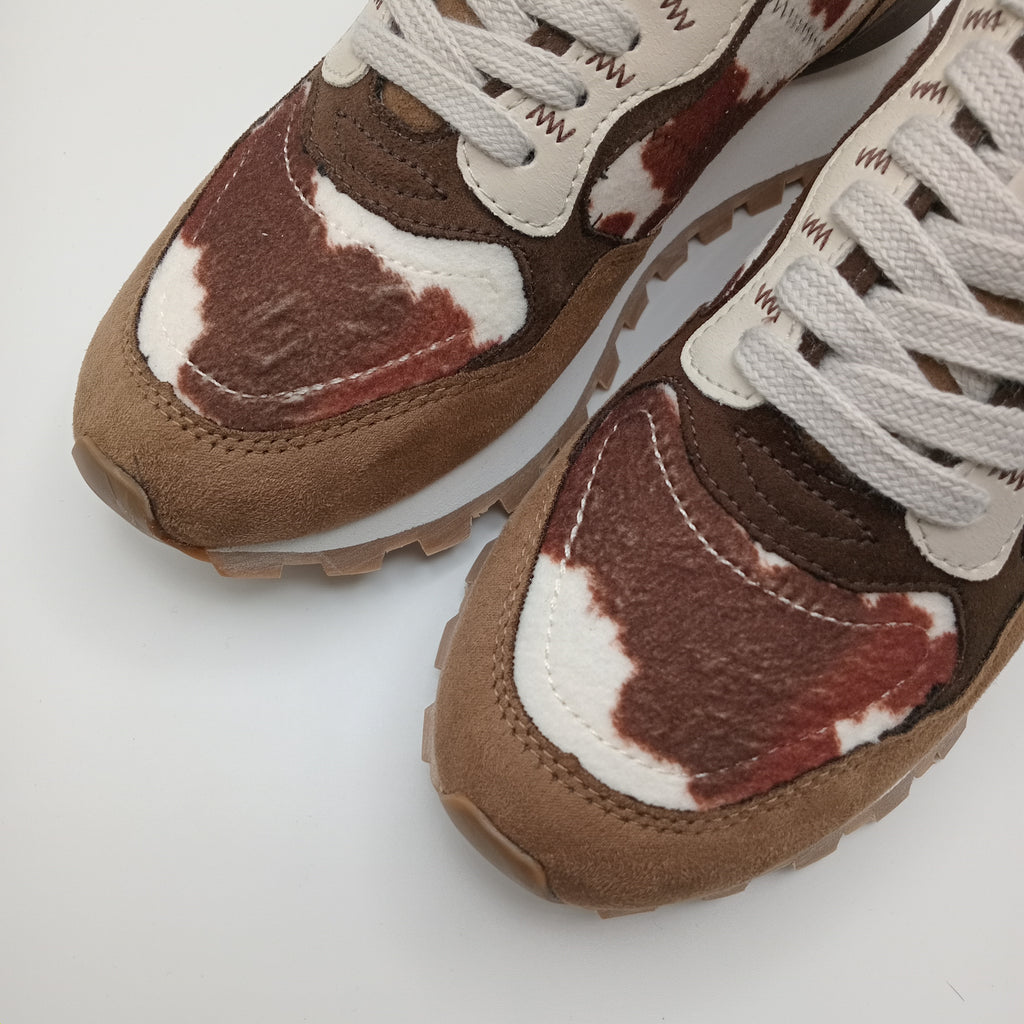TÊNIS CORINA VACA COW CASTANHO ESCURO CLARO BRANCO TRATORADO ANIMAL PRINT