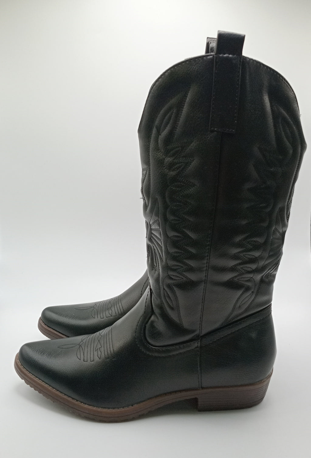 BOTA COWGIRL IDEAL SHOES PRETO ECO PELE BORDADO BICUDO
