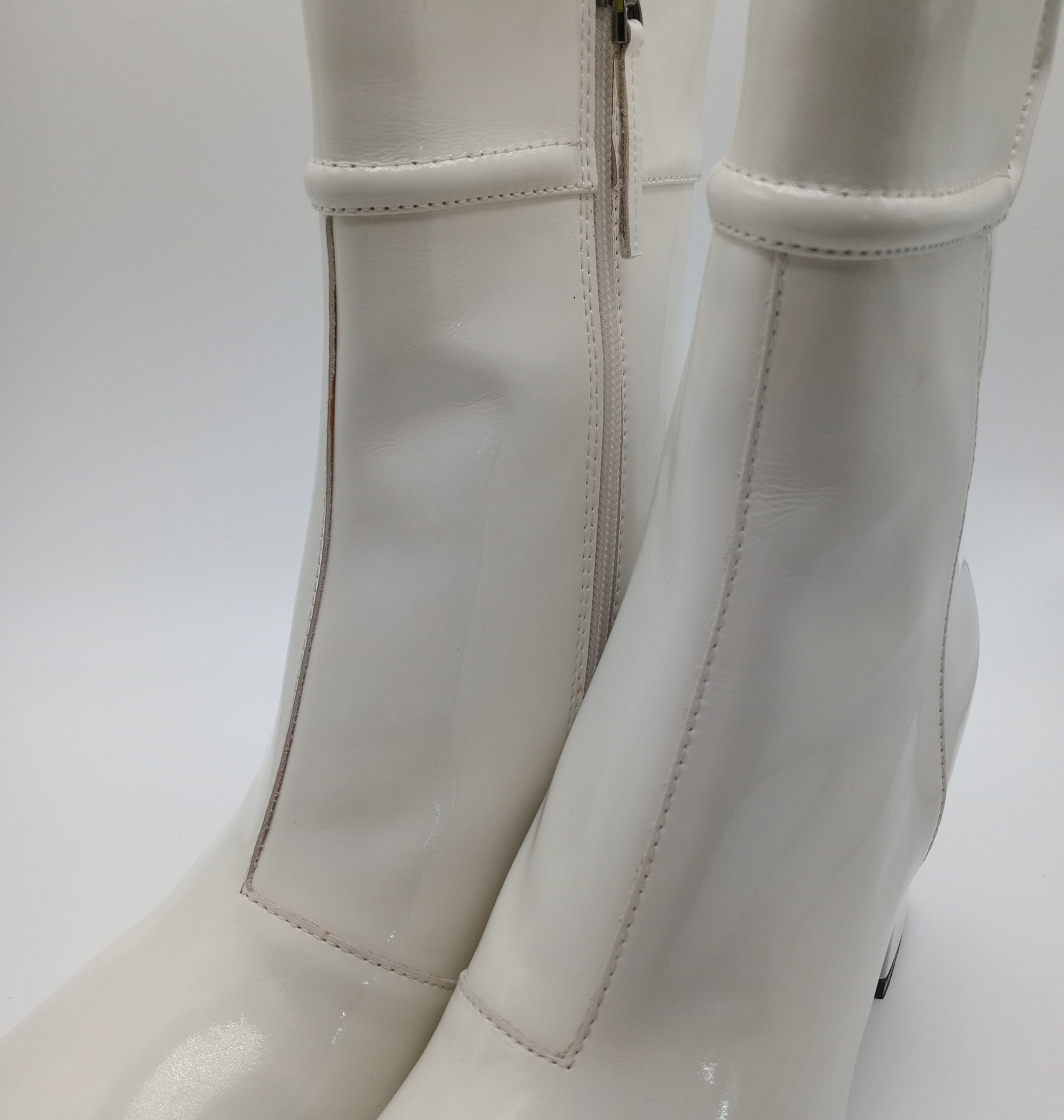 BOTA QUADRADA BIBI LOU BRANCO COURO LISO ZIPER