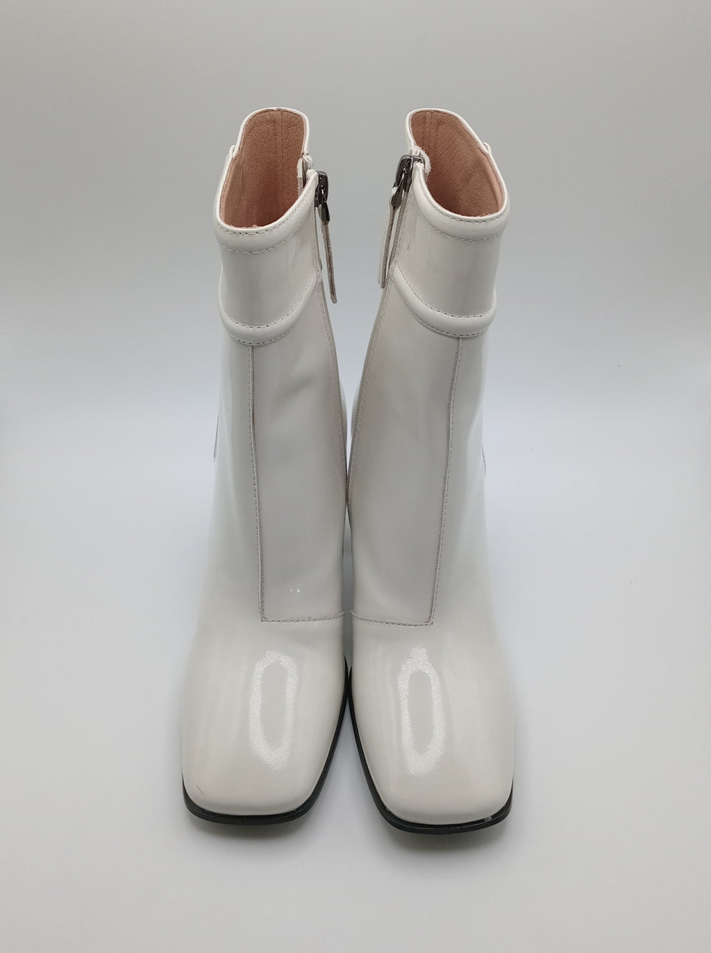 BOTA QUADRADA BIBI LOU BRANCO COURO LISO ZIPER