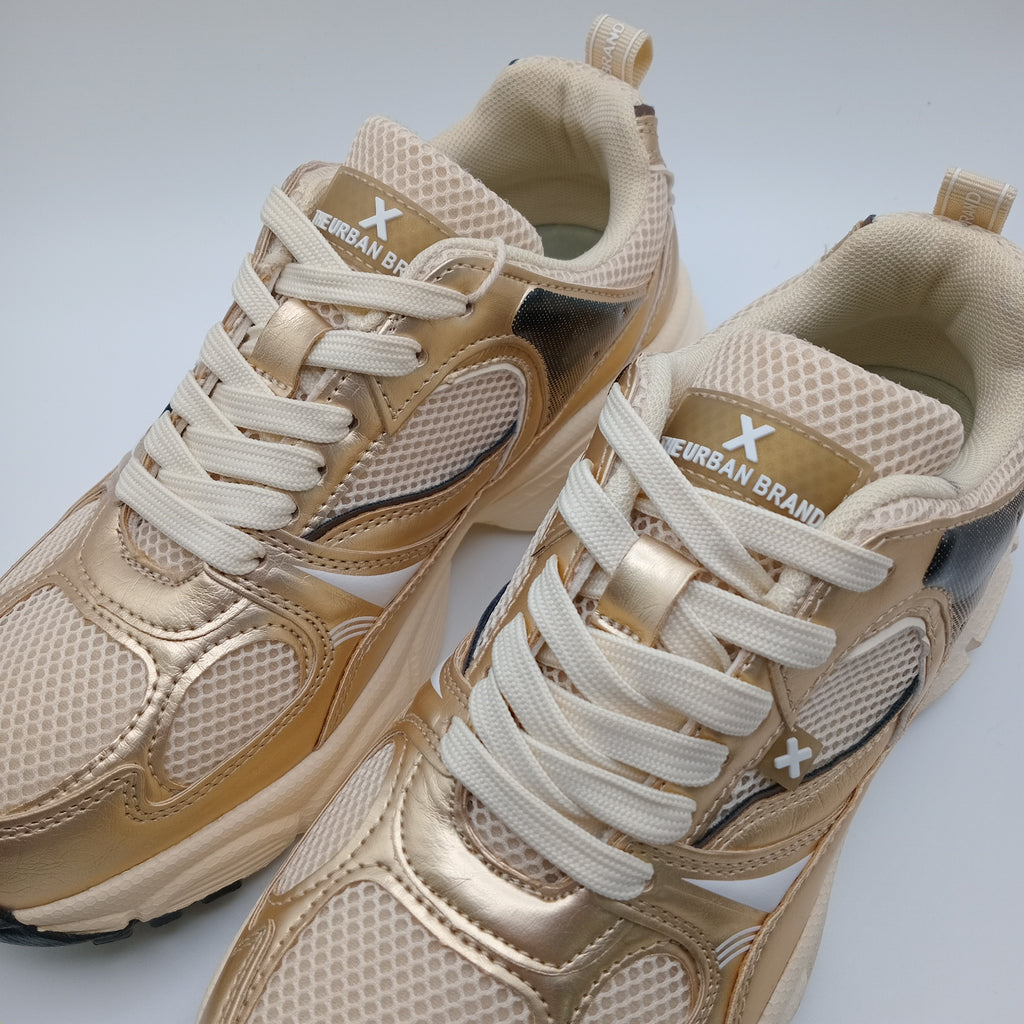 TÊNIS XTI DOURADO TECIDO SPORT