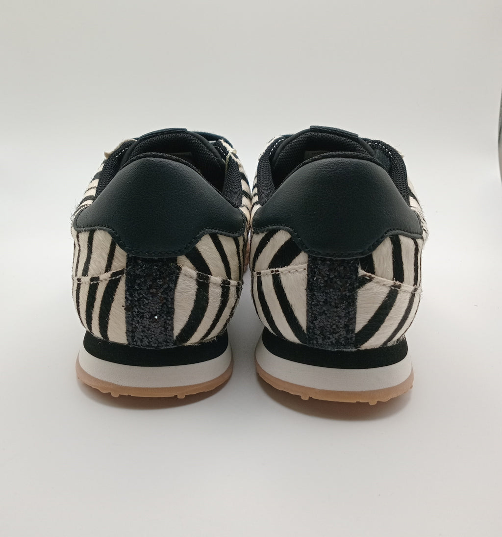 Ténis Femininos Gioseppo Estilo Sapatilhas com Padrão Zebra e Detalhes Rose Gold, Sola de Goma Antiderrapante, Calçado Casual Confortável e Moderno