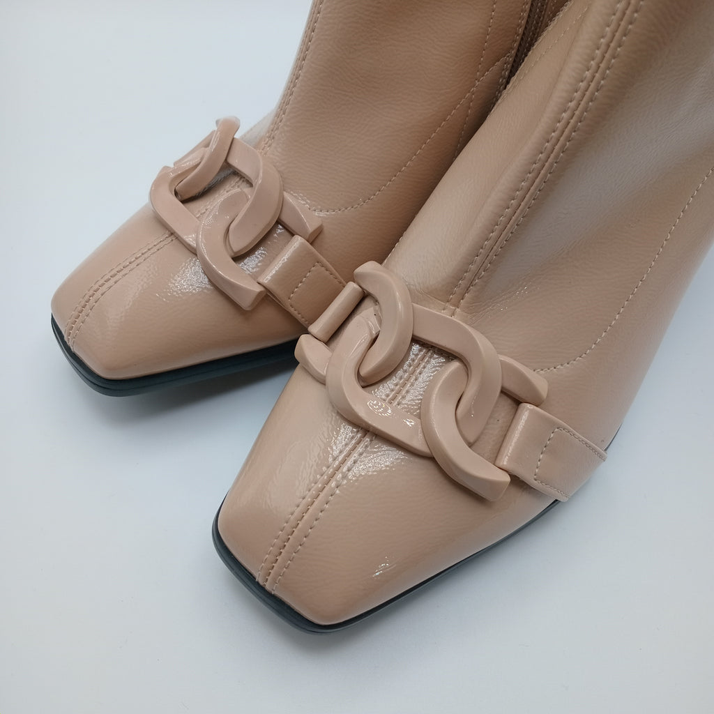 BOTA QUADRADA ROCKAWAY NUDE ECO PELE CORRENTE ZIPER