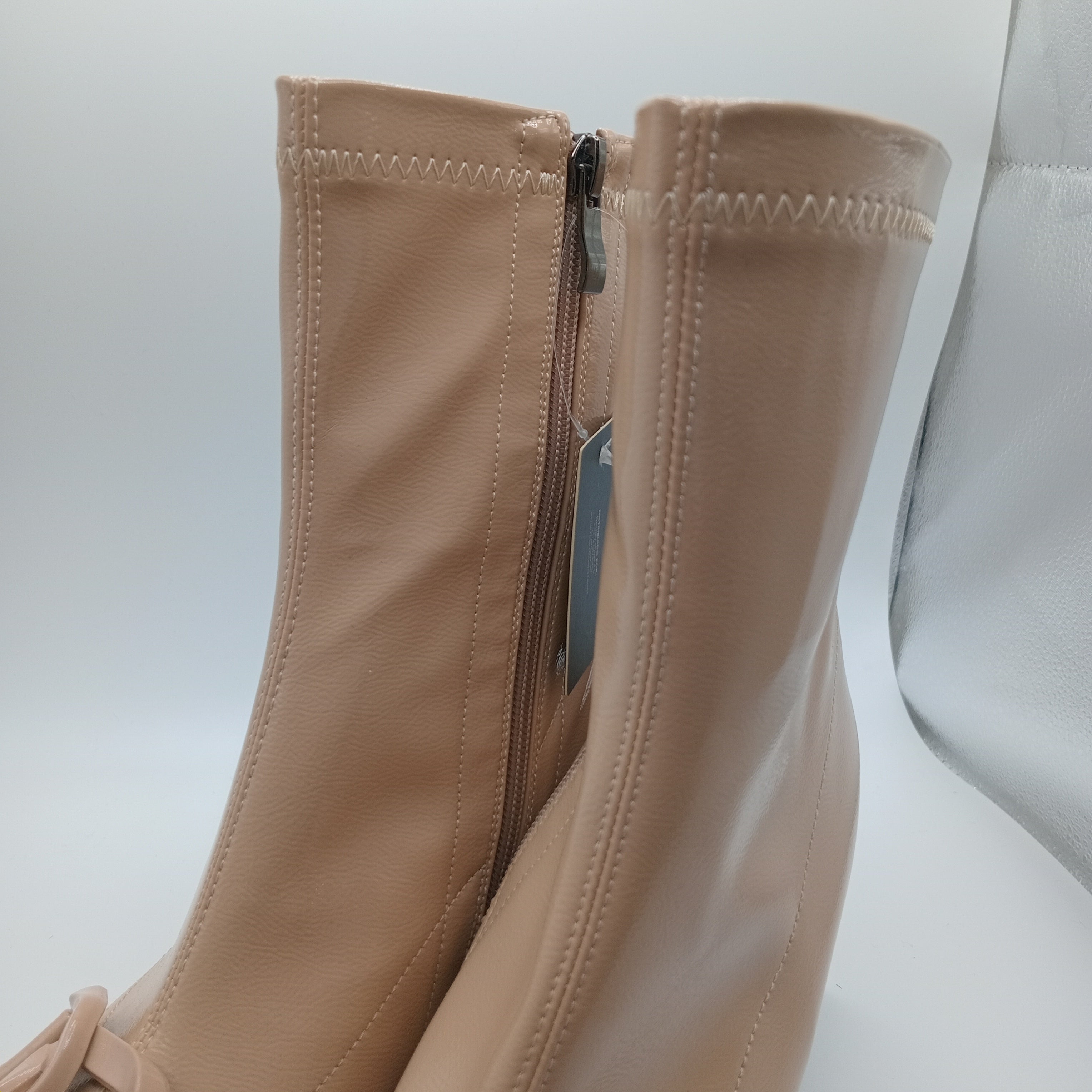 BOTA QUADRADA ROCKAWAY NUDE ECO PELE CORRENTE ZIPER