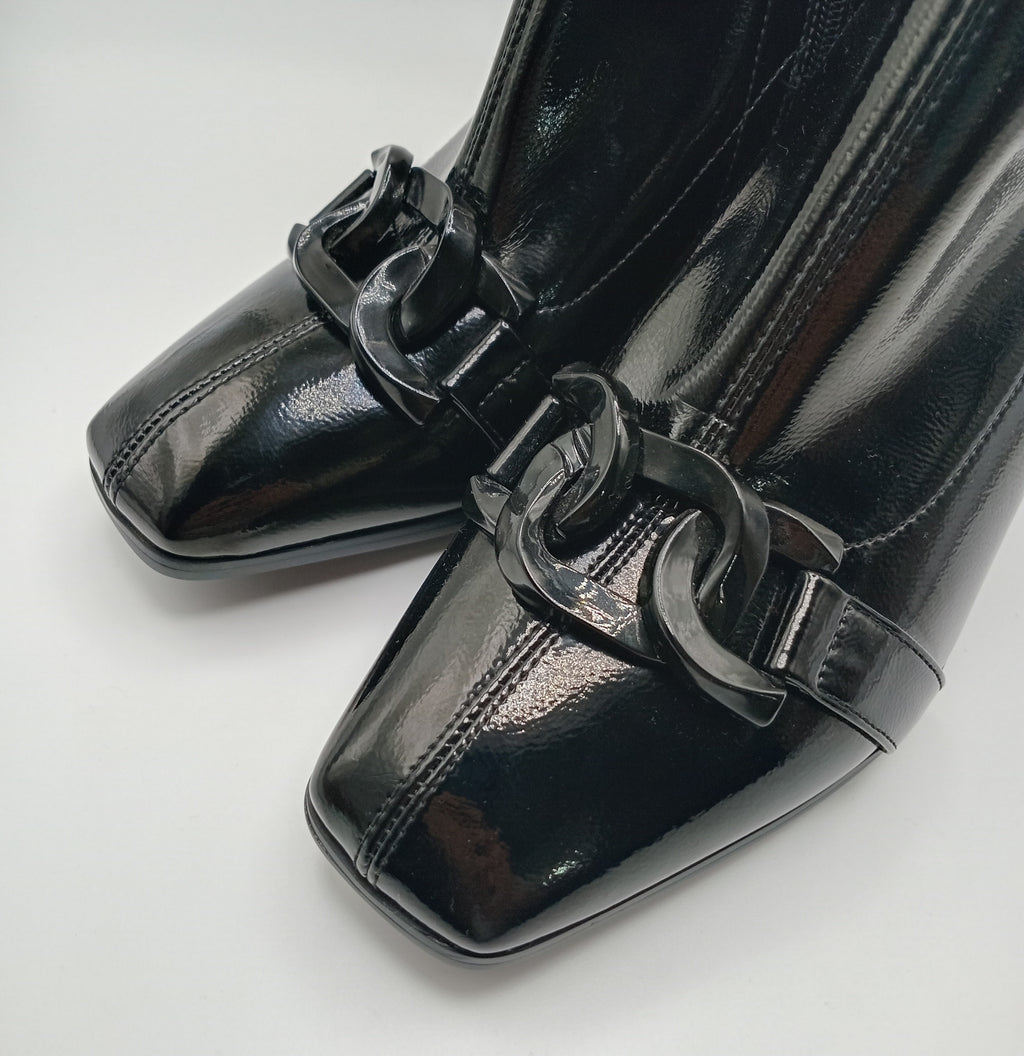 BOTA QUADRADA ROCKAWAY PRETO ECO PELE CORRENTE ZIPER