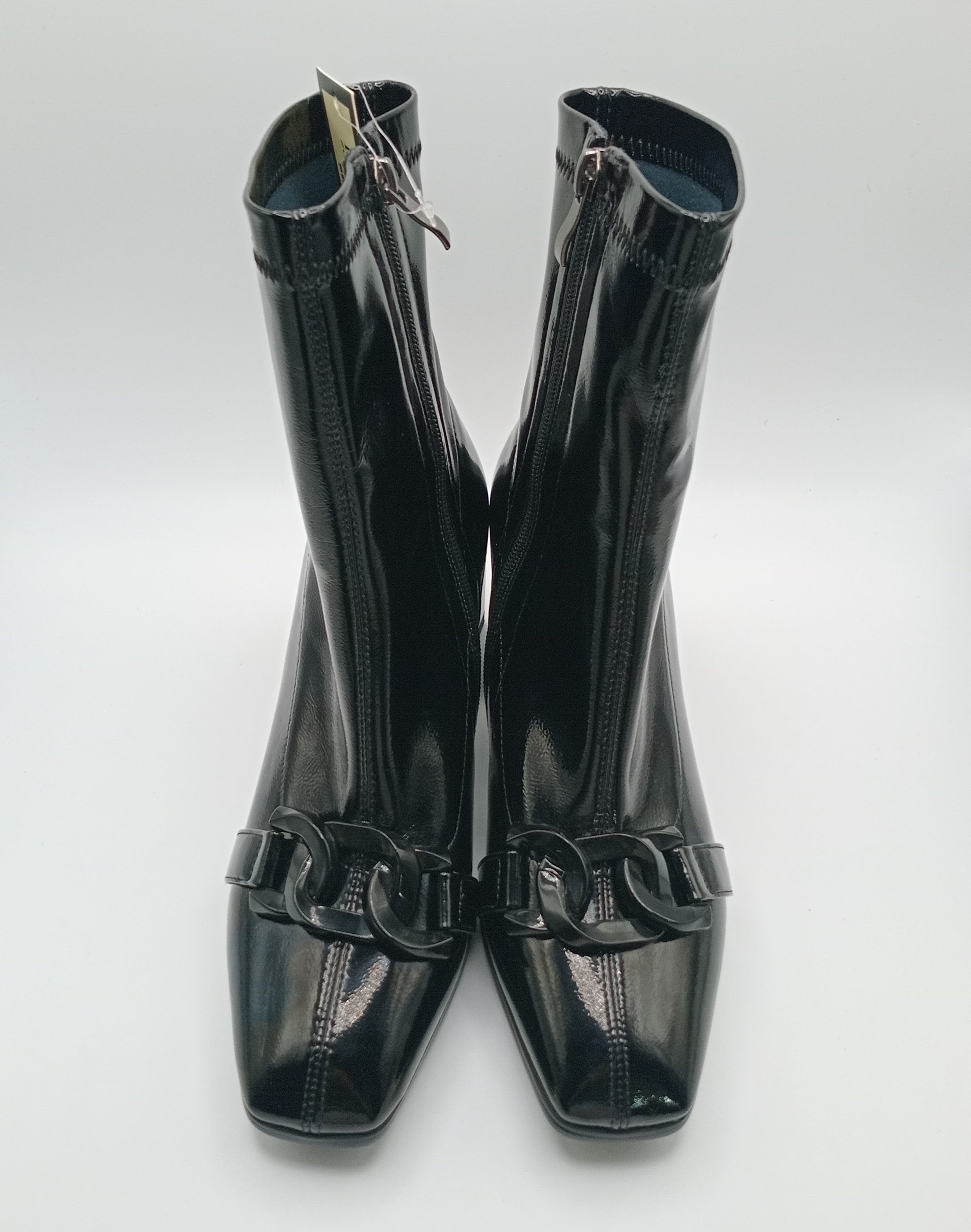 BOTA QUADRADA ROCKAWAY PRETO ECO PELE CORRENTE ZIPER