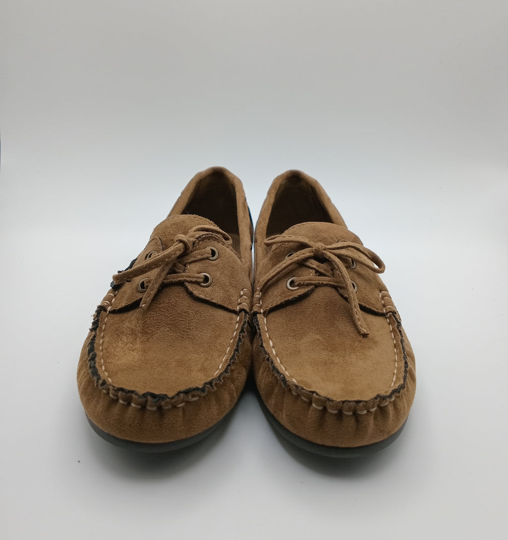 Mocassim Feminino Corina em Camurça com Laço; Sapato Casual Confortável Estilo Náutico Marrom Camel