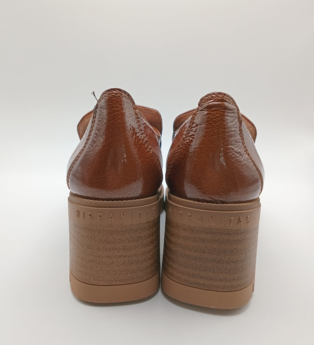 MOCASSIM SALTO HISPANITAS CASTANHO COURO FIVELA DOURADA TRATORADO