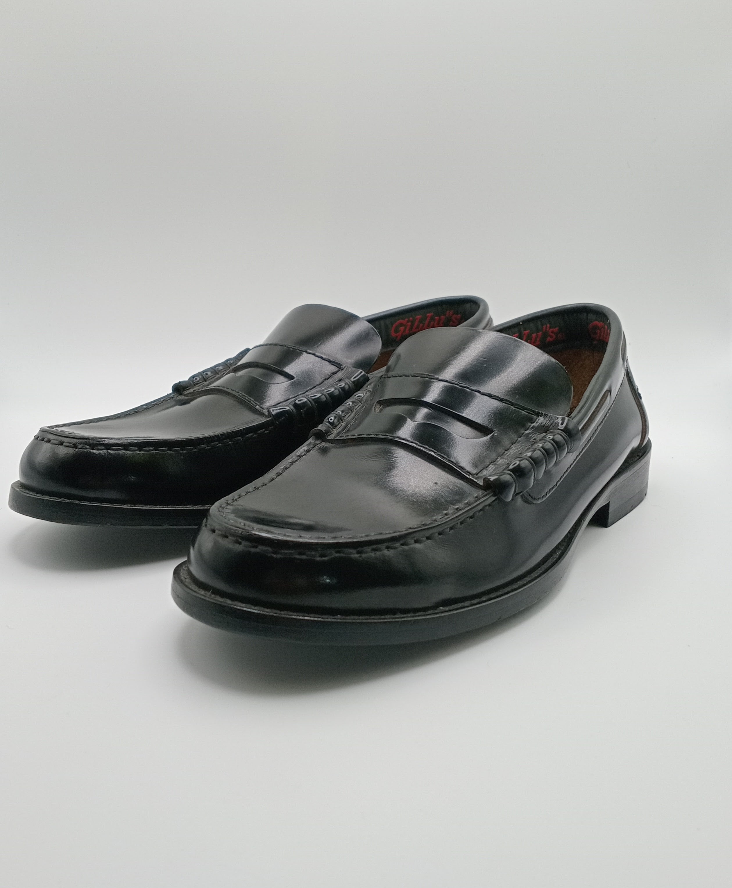 Sapato Gillu' Mocassim Masculino Clássico em Pele Preta; Loafers Elegant Confortável Casual e Formal