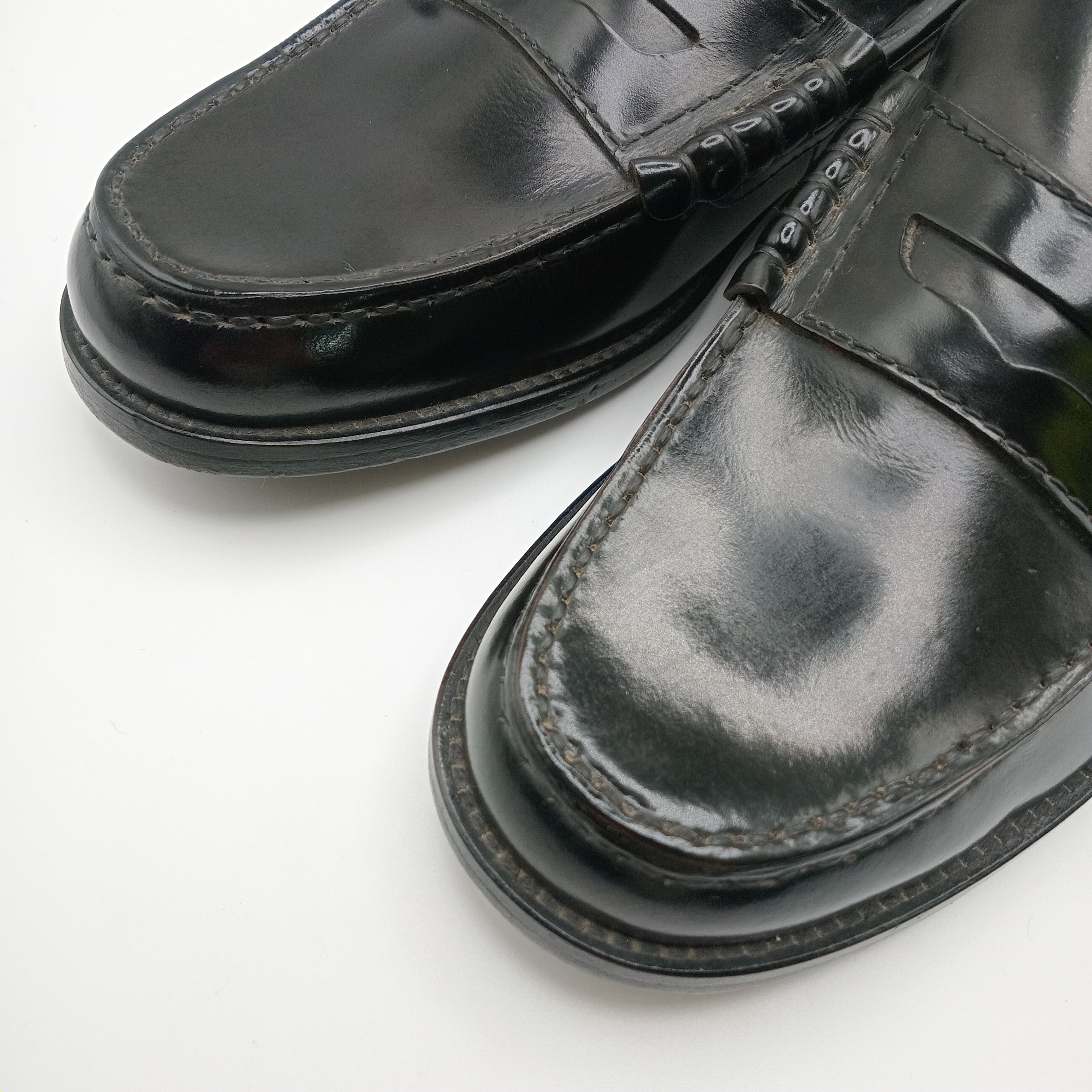 Sapato Gillu' Mocassim Masculino Clássico em Pele Preta; Loafers Elegant Confortável Casual e Formal