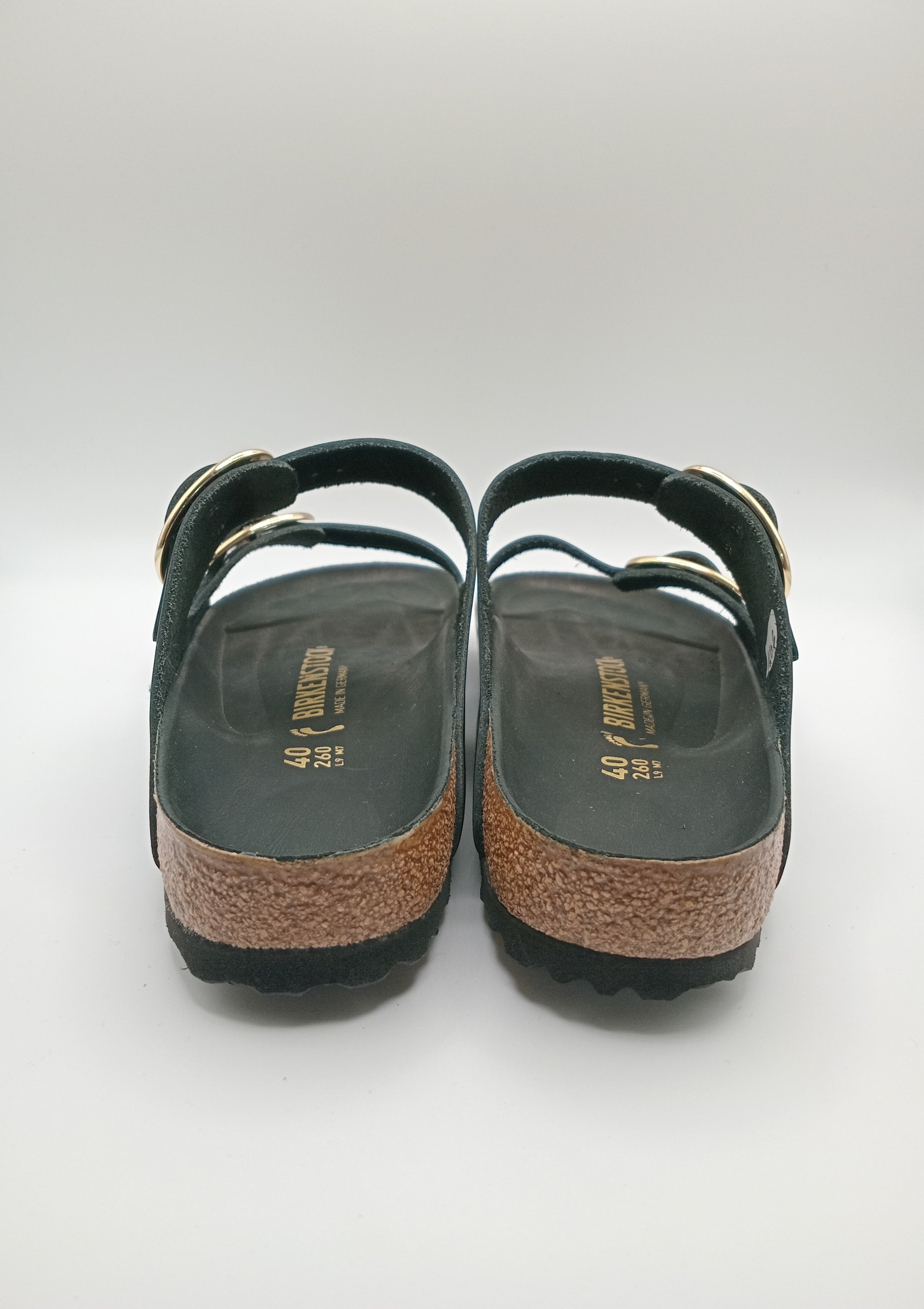 Sandálias Birkenstock Arizona BS Black Preto Verniz de cortiça unissexo com fivela dourada ajustável, chinelos de verão confortáveis e antiderrapantes, sapatos de praia para homem e mulher