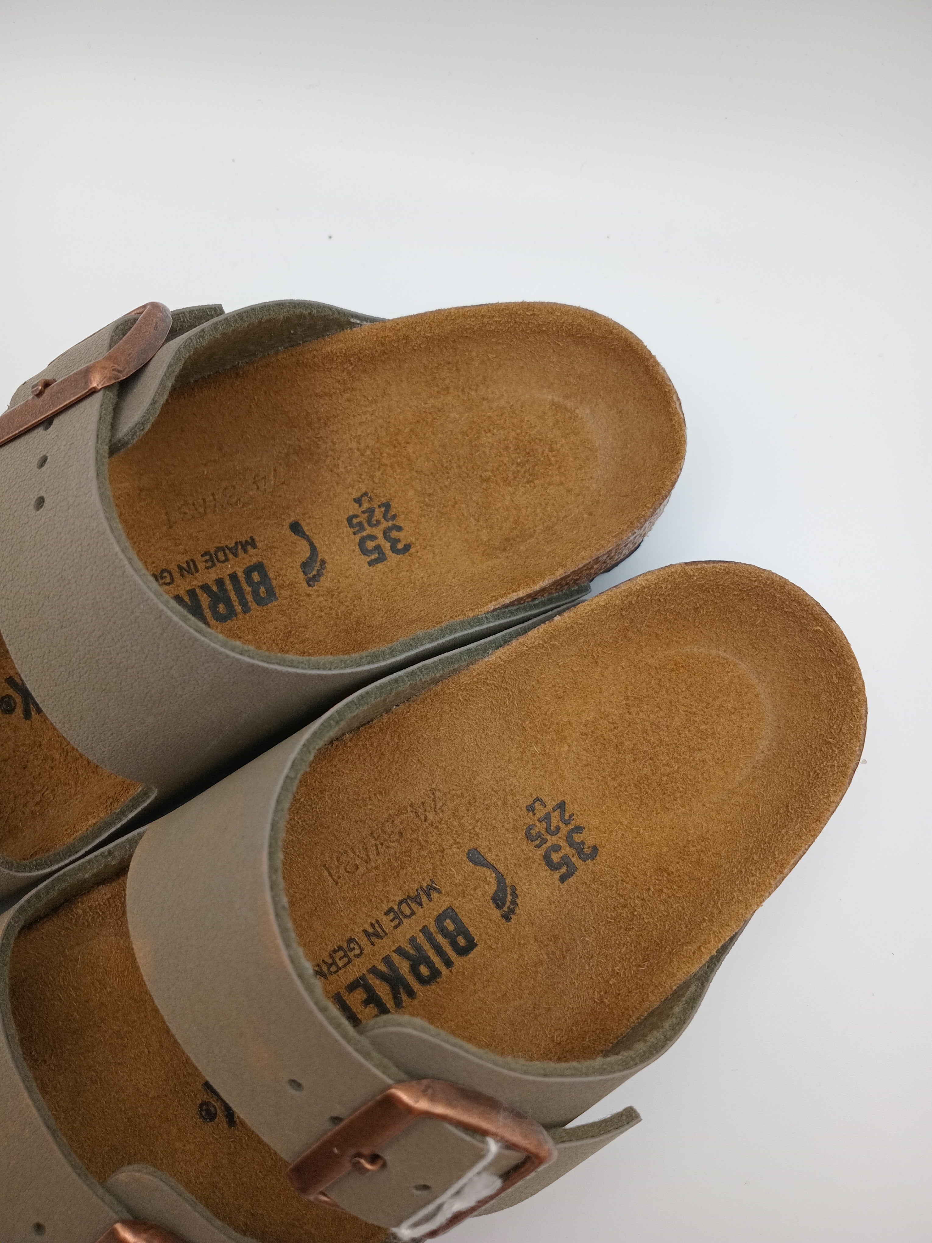 SANDÁLIA ARIZONA BS BIRKENSTOCK STONE FIVELA COBRE COURO VERDE CINZENTO