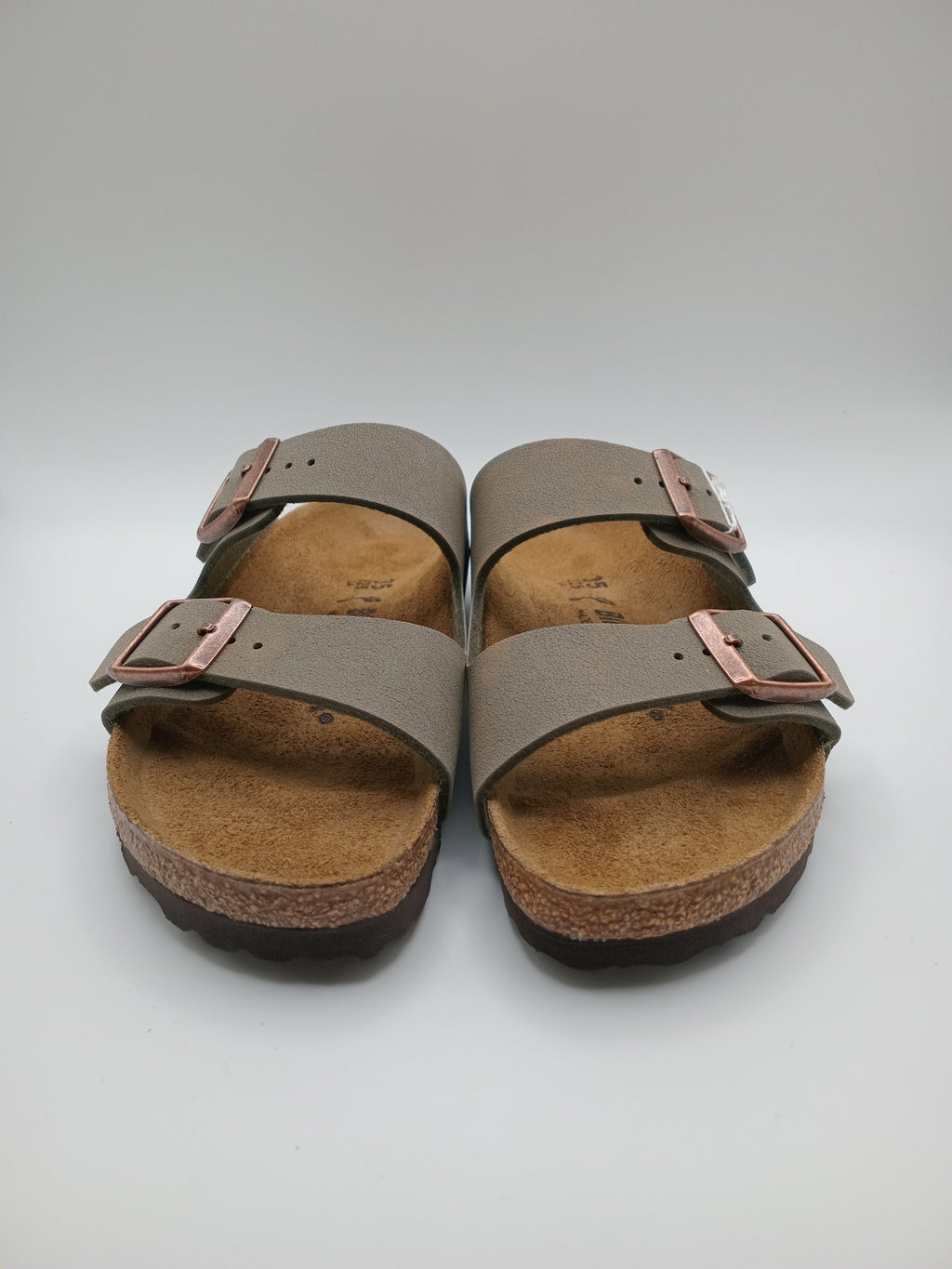 Sandálias Birkenstock Arizona Stone de Camurça Verde cinzento; Chinelos de Cortiça Ergonómicos com Fivelas de Cobre Ajustáveis para Mulher e Homem