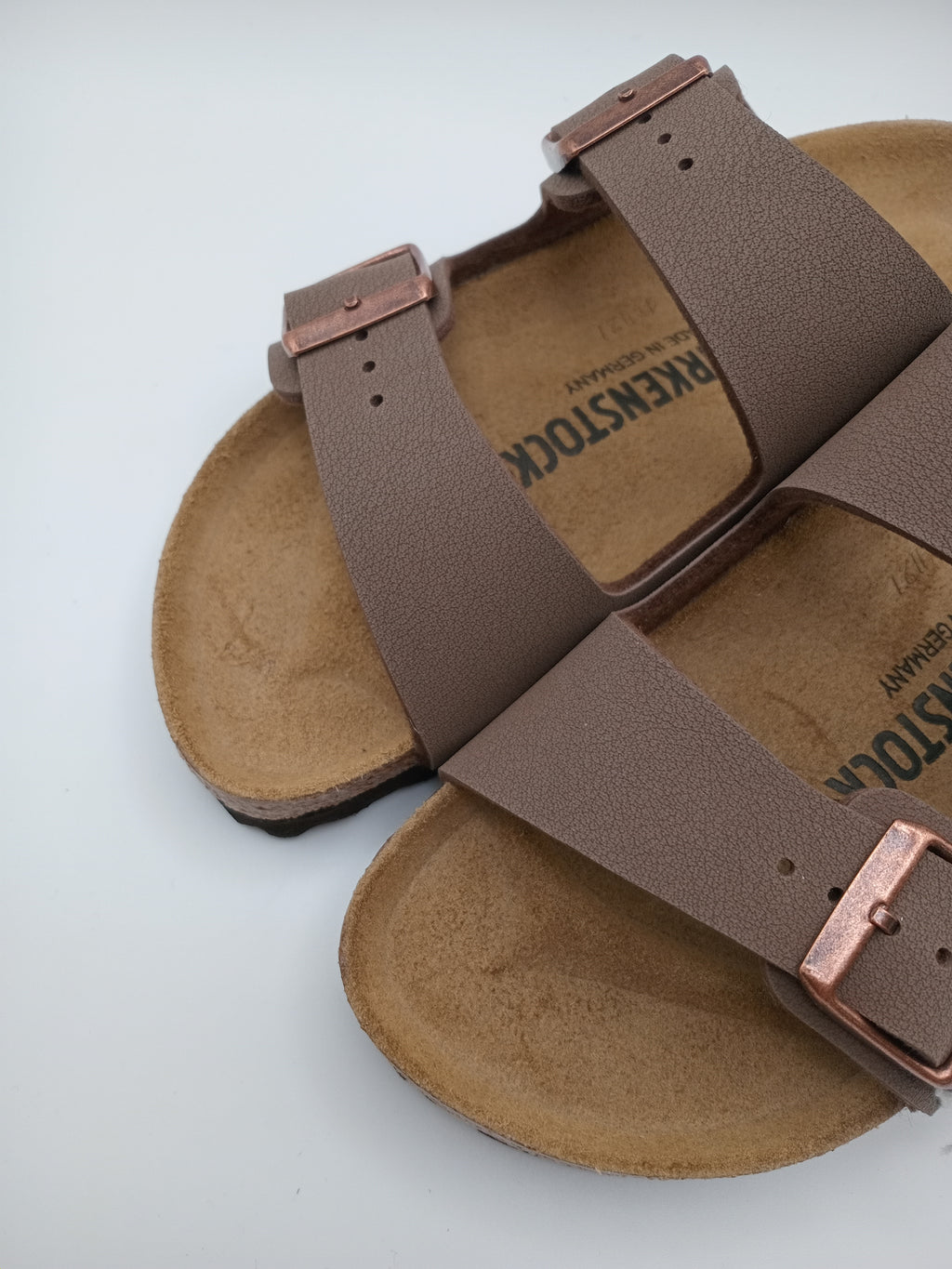 Sandálias Birkenstock Arizona Mooca de Camurça Castanho; Chinelos de Cortiça Ergonómicos com Fivelas de Cobre Ajustáveis para Mulher e Homem