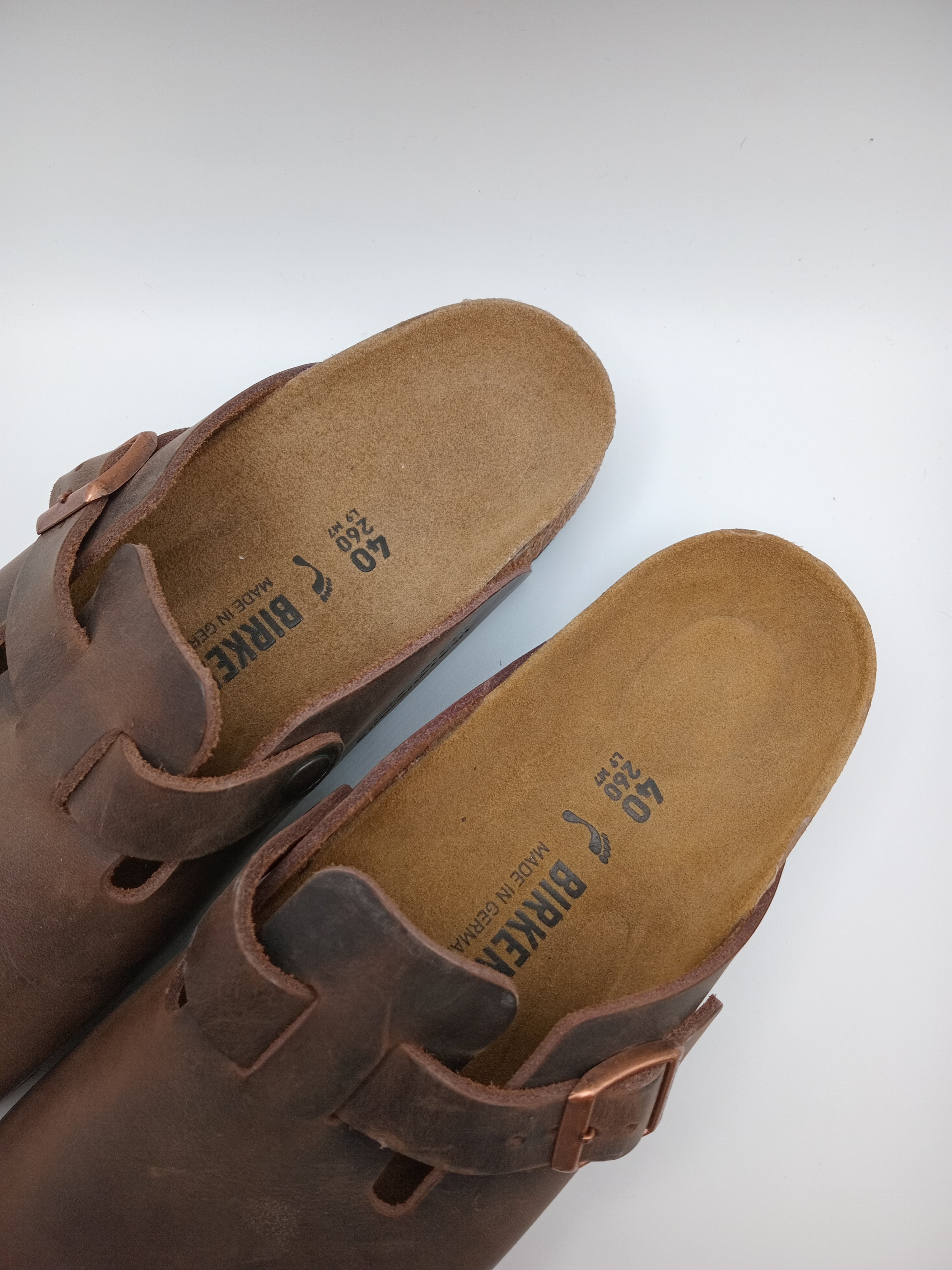 SOCAS BOSTON BS BIRKENSTOCK HABANA FIVELA COBRE COURO CASTANHO ESCURO