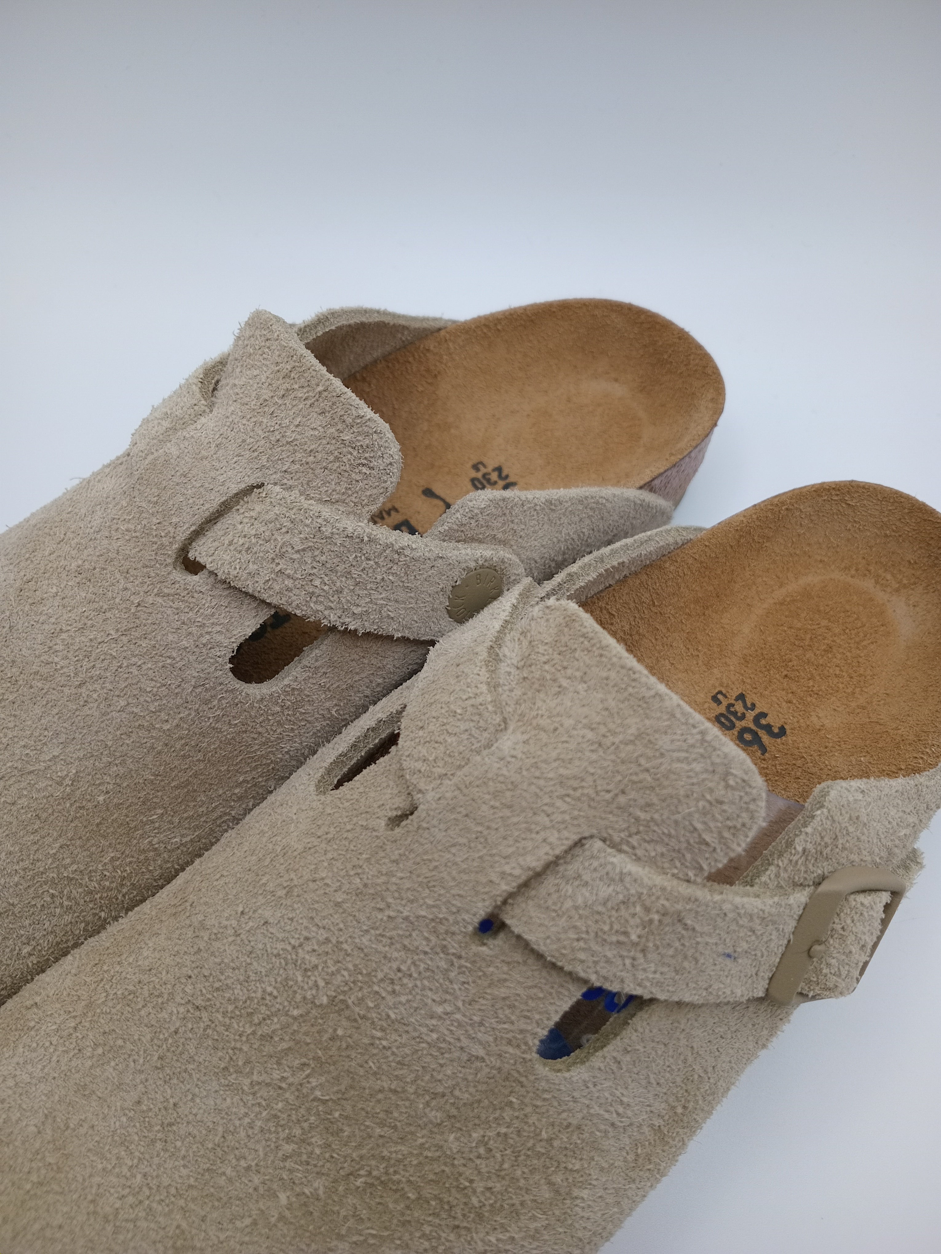 SOCAS BOSTON BS BIRKENSTOCK FADED KHAKI FIVELA CINZA COURO BEGE