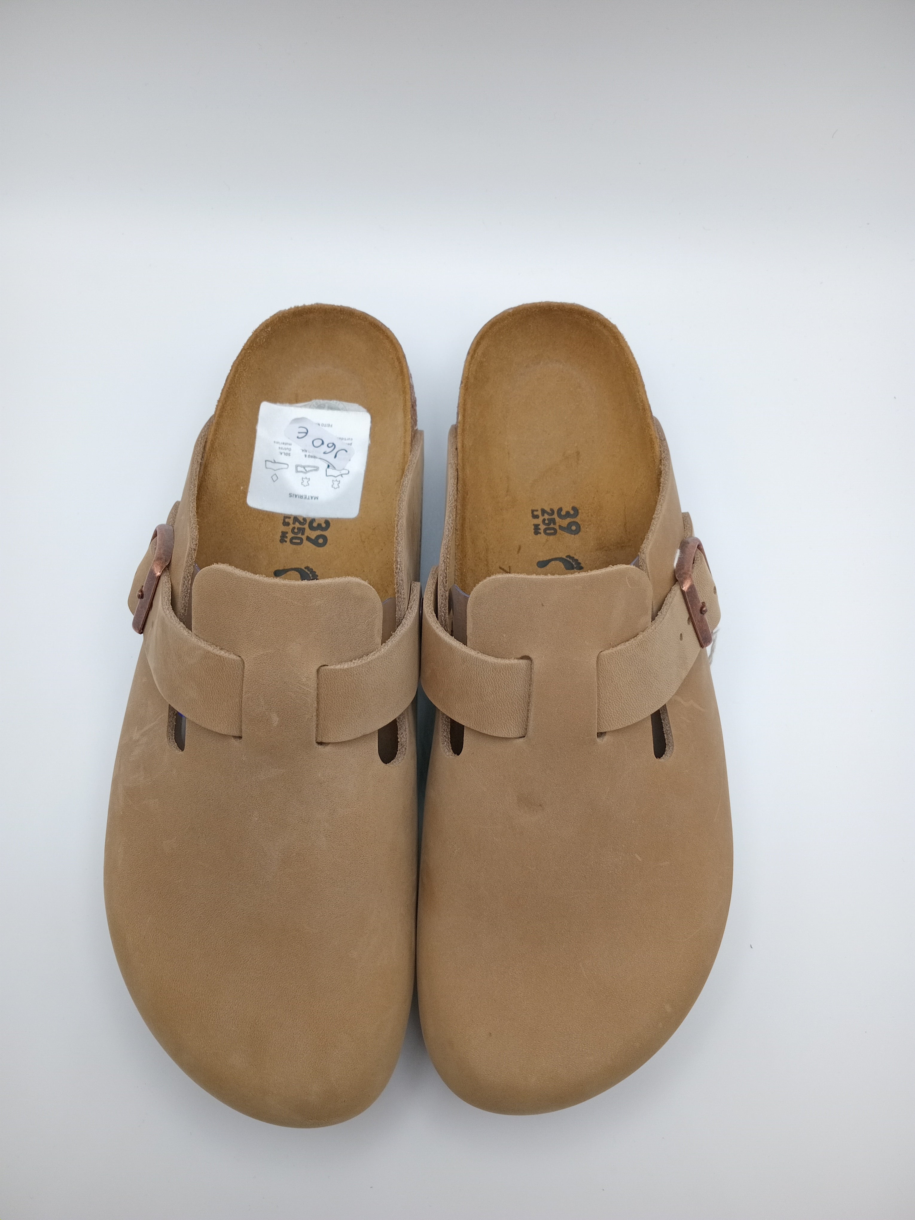 Sapatos Birkenstock Boston BS Tabacco Brown Bege casuais de camurça com fivela ajustável, socos confortáveis com sola de cortiça ergonómica, calçado unissexo estilo clássico para uso diário