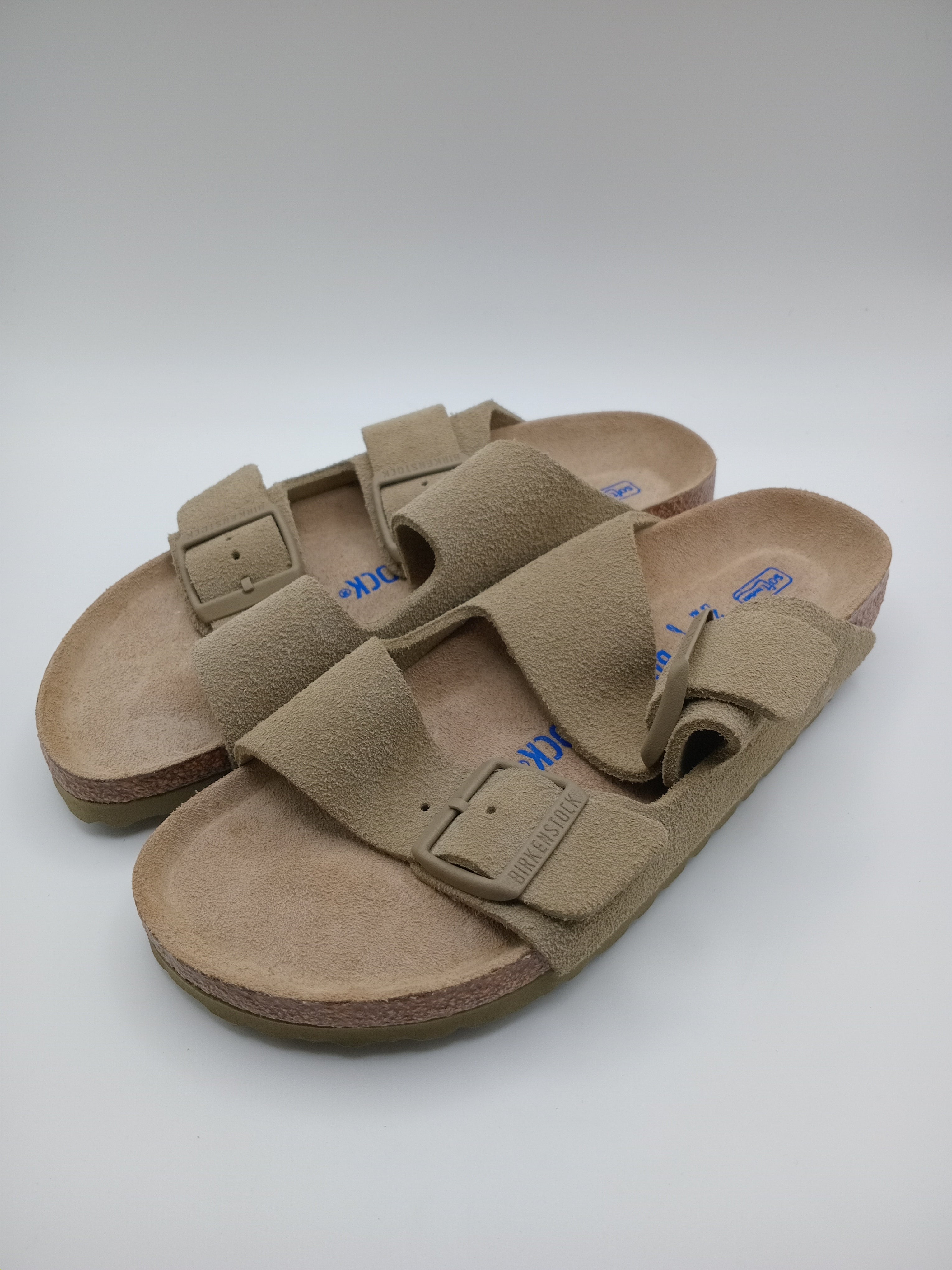 SANDÁLIA ARIZONA BS BIRKENSTOCK FADED KHAKI FIVELA CINZA COURO BEGE