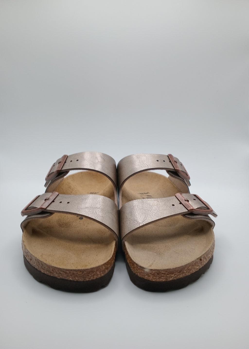SANDÁLIA ARIZONA BS BIRKENSTOCK GRACEFUL TAUPE  FIVELA COBRE COURO BRONZE EFEITO COBRA