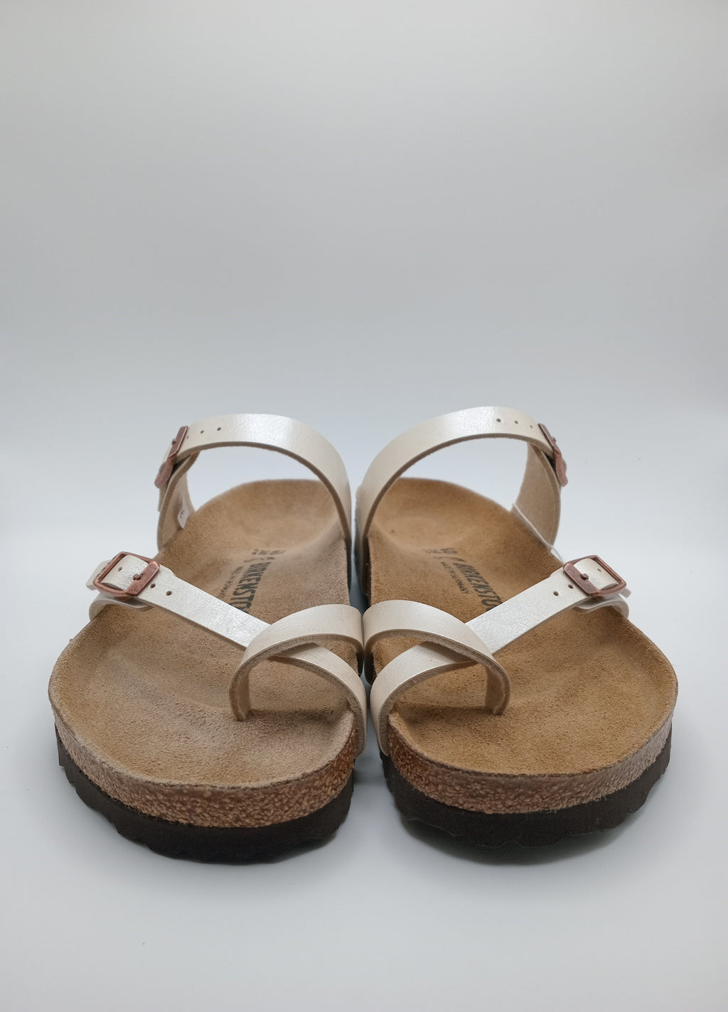 SANDÁLIA MAYARI BIRKENSTOCK GRACEFUL PEARL WHITE FIVELA COBRE COURO BRANCO PEROLADO