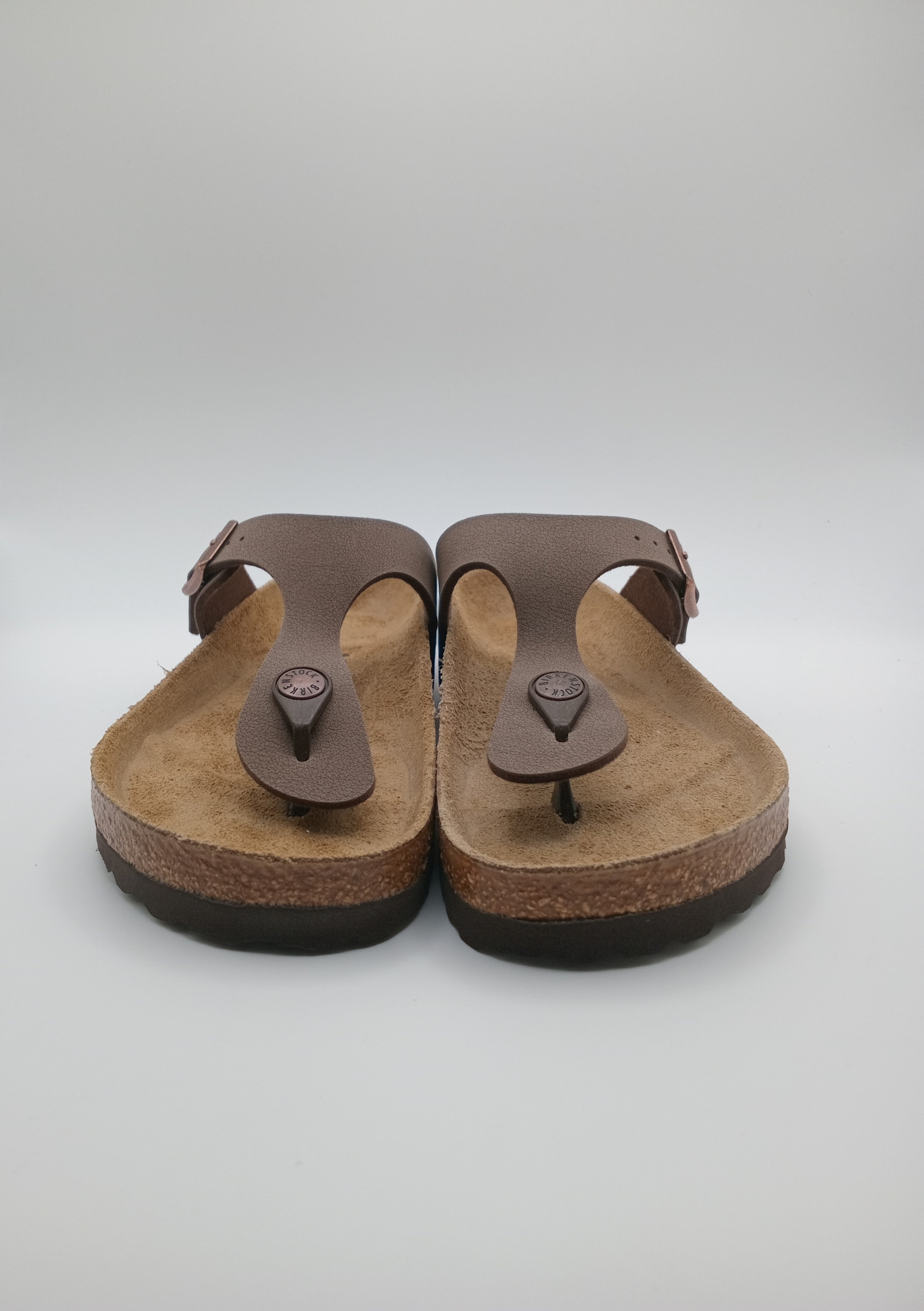SANDÁLIA GIZEH BS BIRKENSTOCK MOCCA FIVELA COBRE COURO CASTANHO