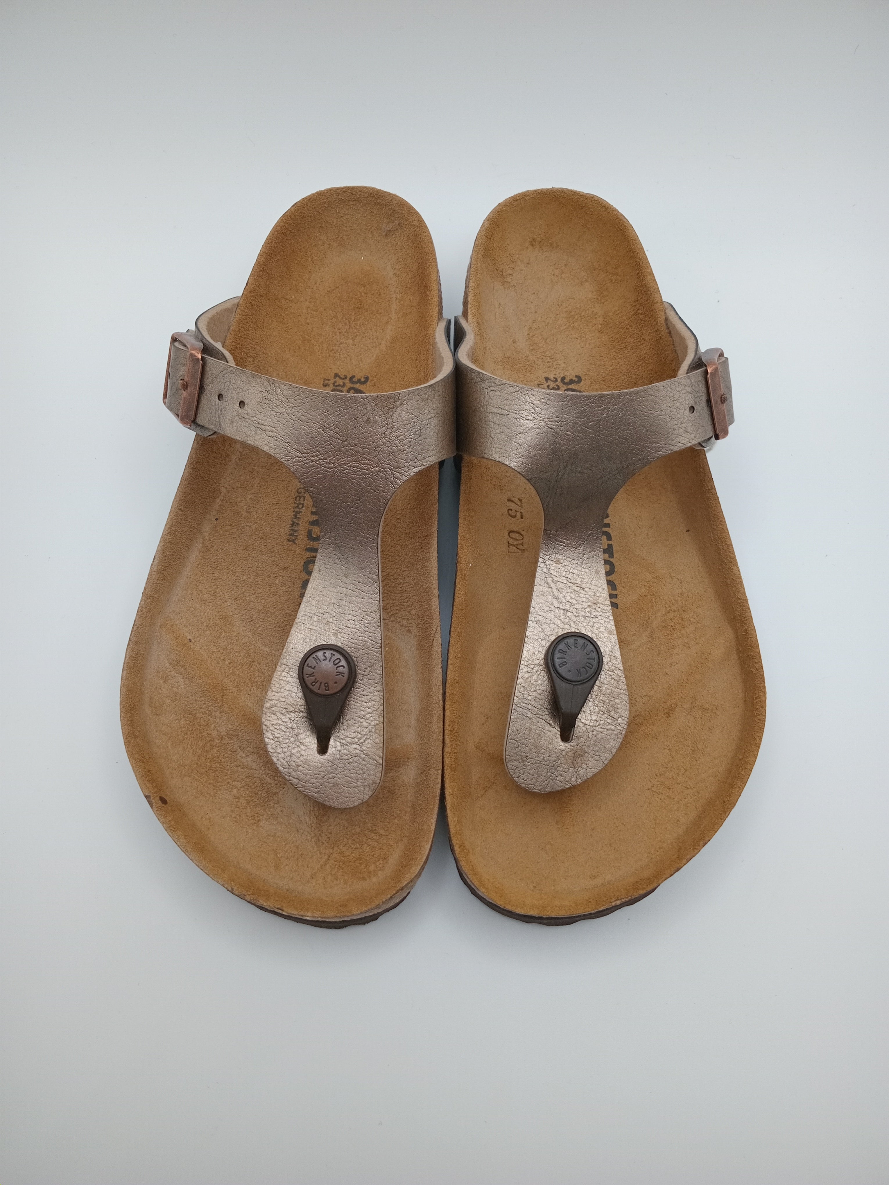 SANDÁLIA GIZEH BS BIRKENSTOCK GRACEFUL TAUPE FIVELA COBRE COURO BRONZE ACETINADO EFEITO COBRA