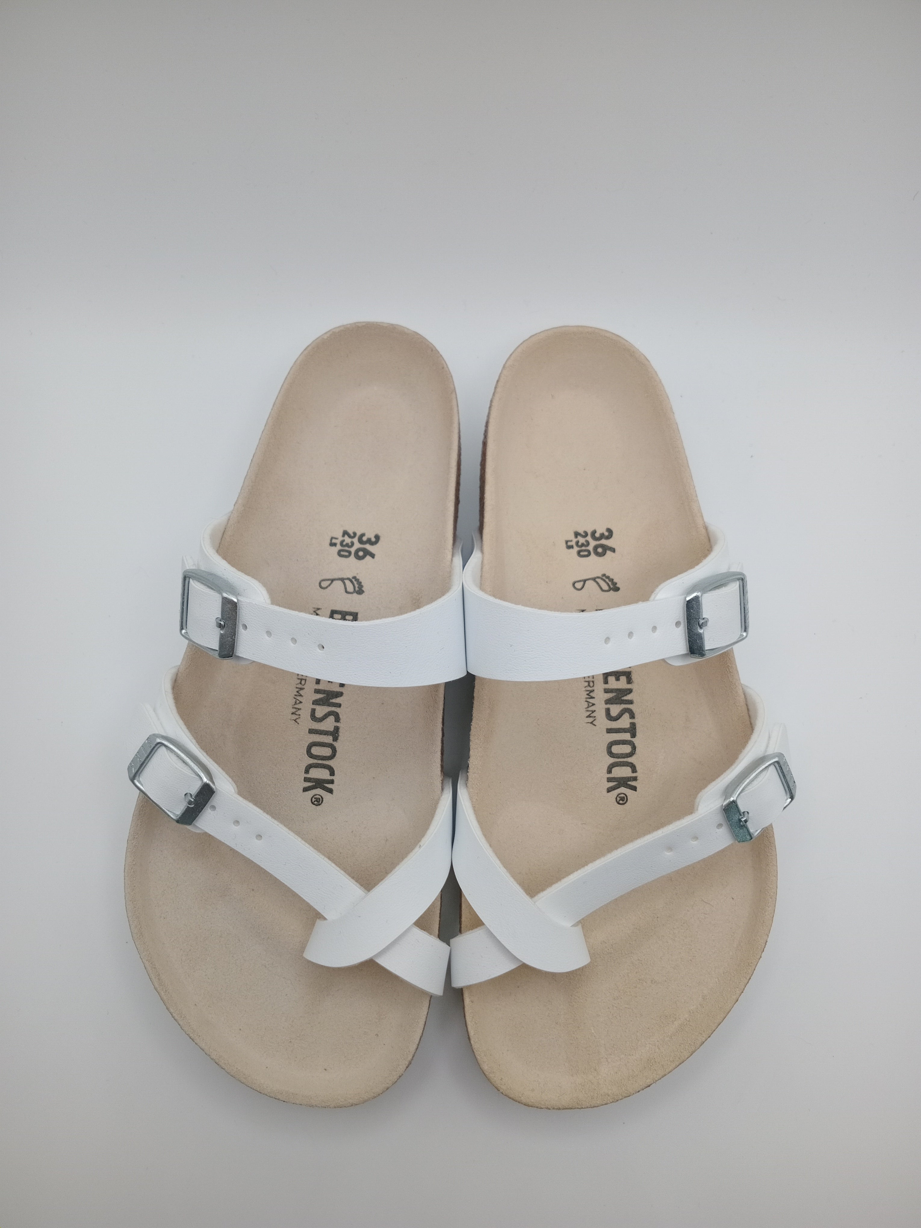 SANDÁLIA MAYARI BIRKENSTOCK WHITE FIVELA PRATA COURO BRANCO
