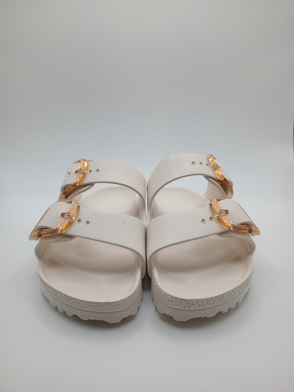 SANDÁLIA ARIZONA EVA BIRKENSTOCK OFF WHITE FIVELA CARAMELO PLÁSTICO BRANCO