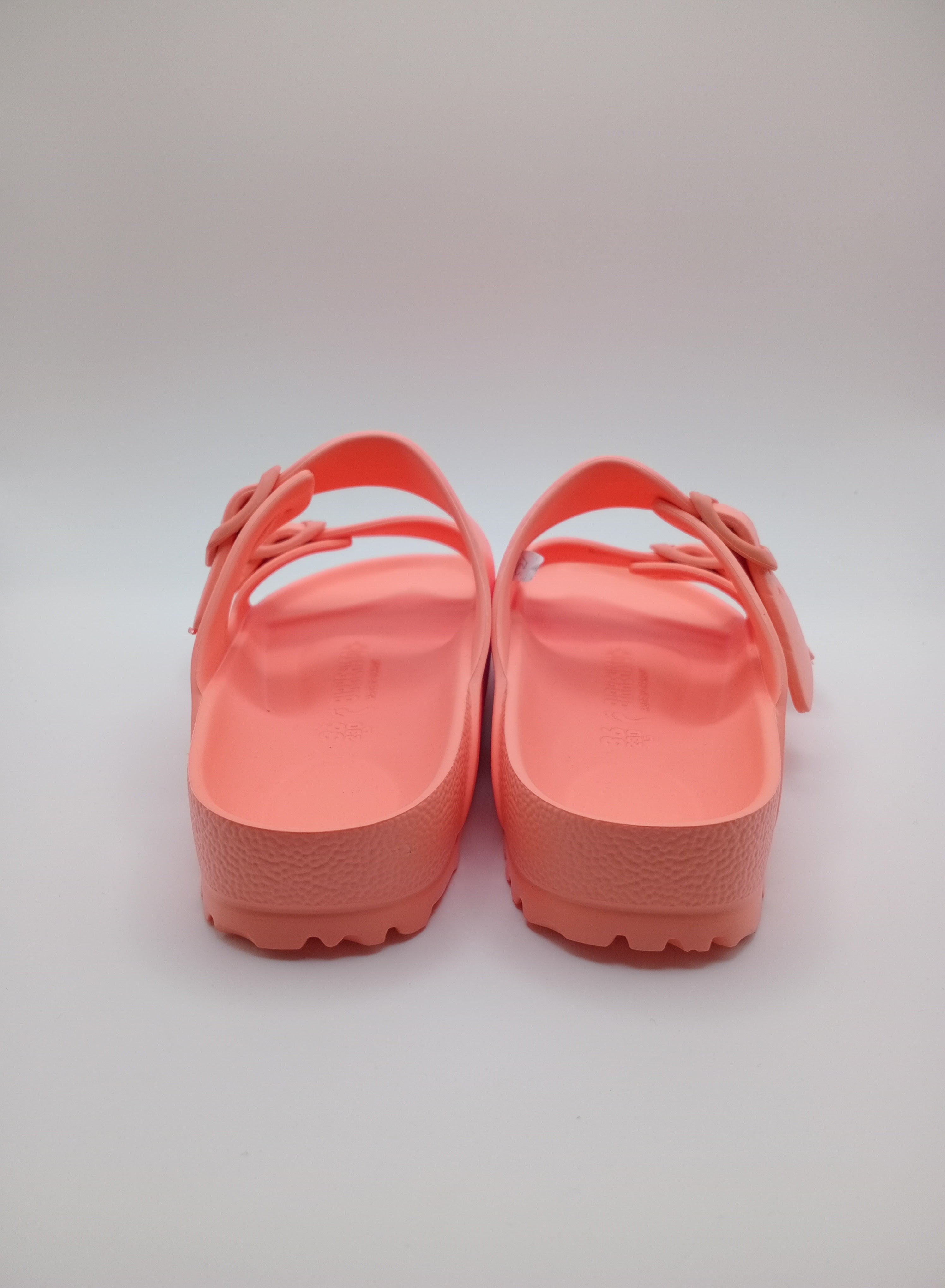 Sandálias Birkenstock Arizona EVA originais com fivelas ajustáveis, chinelos confortáveis de verão para homem e mulher, cor Coral Peach Rosa Rose Salmon, material ultraleve e resistente à água, calçado ideal para praia e lazer